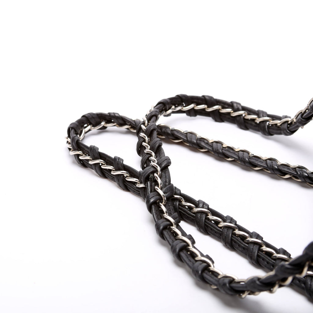 Chain Around Bowler Bag Black