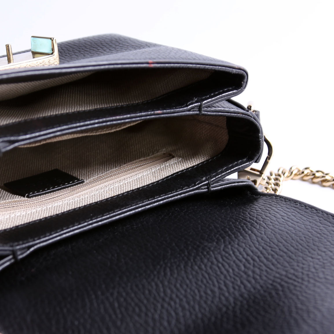 Gucci 607720 Interlocking Small Xbody Black/Gold