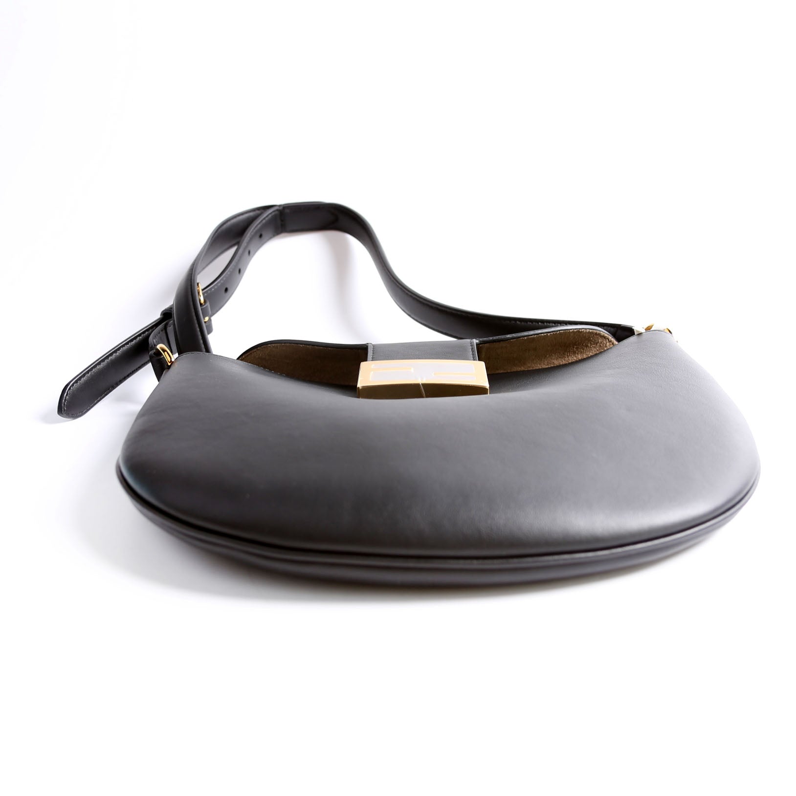 Croissant Small Leather Hobo Black