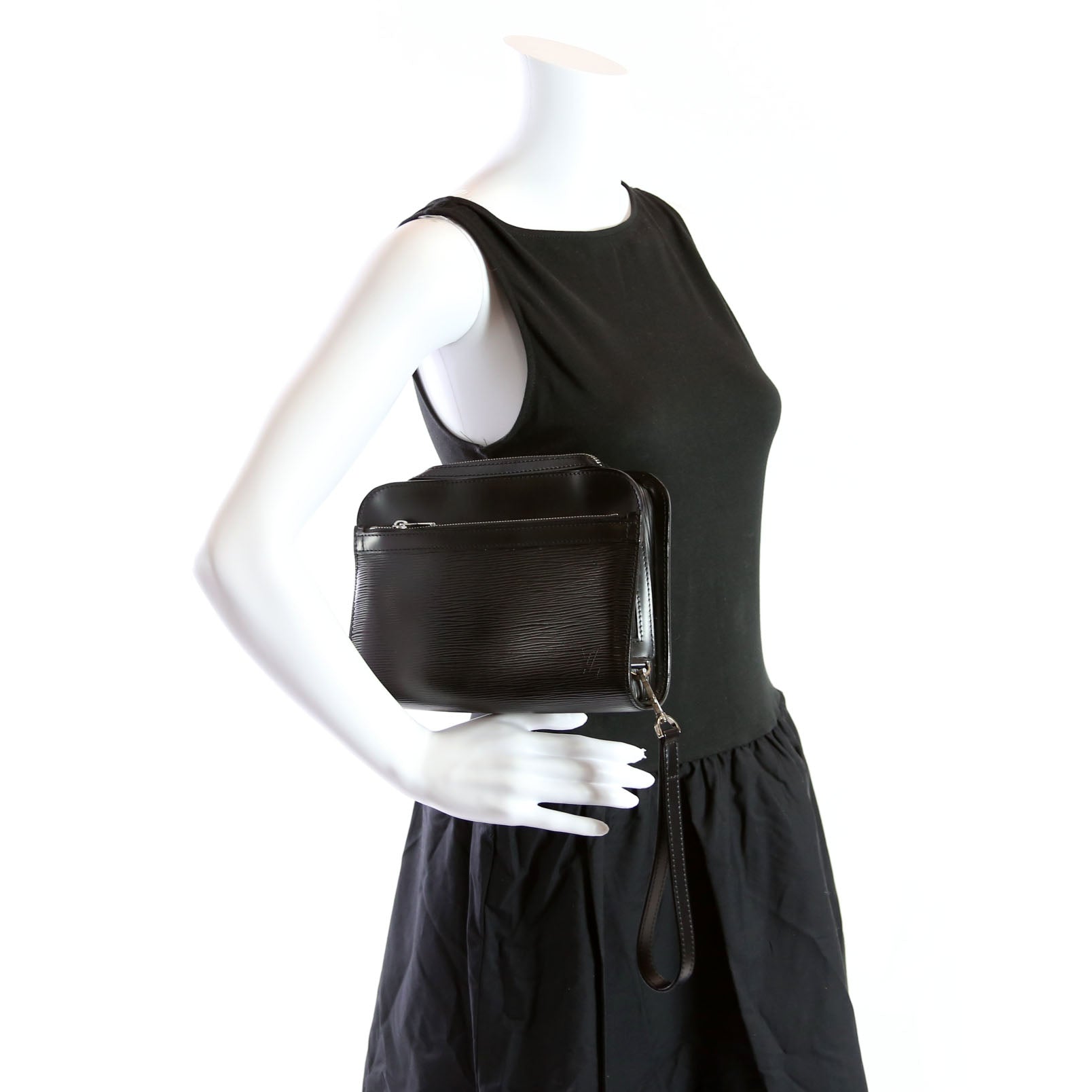 Hoche Zip Wristlet Epi Black