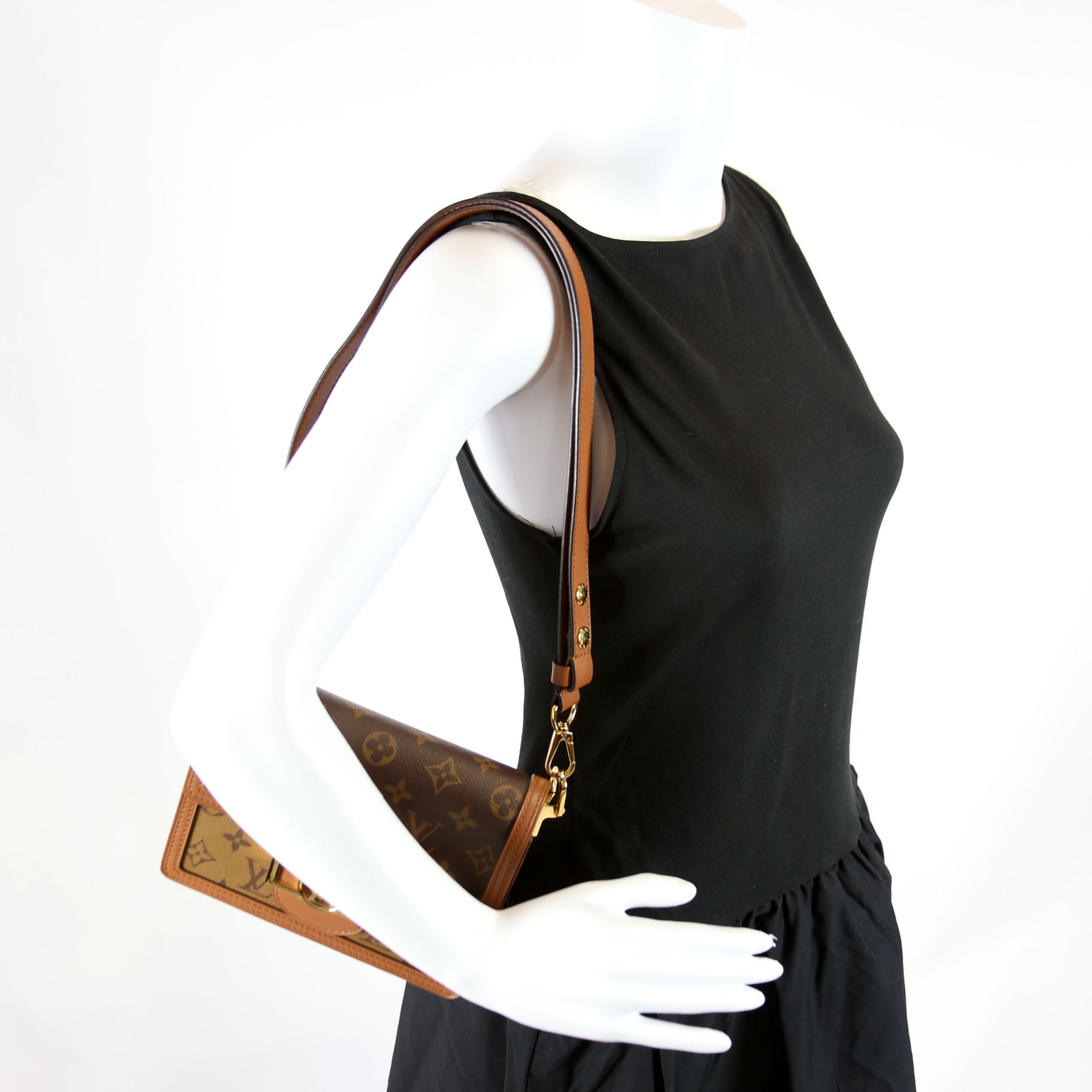 Dauphine Mini Reversed Monogram
