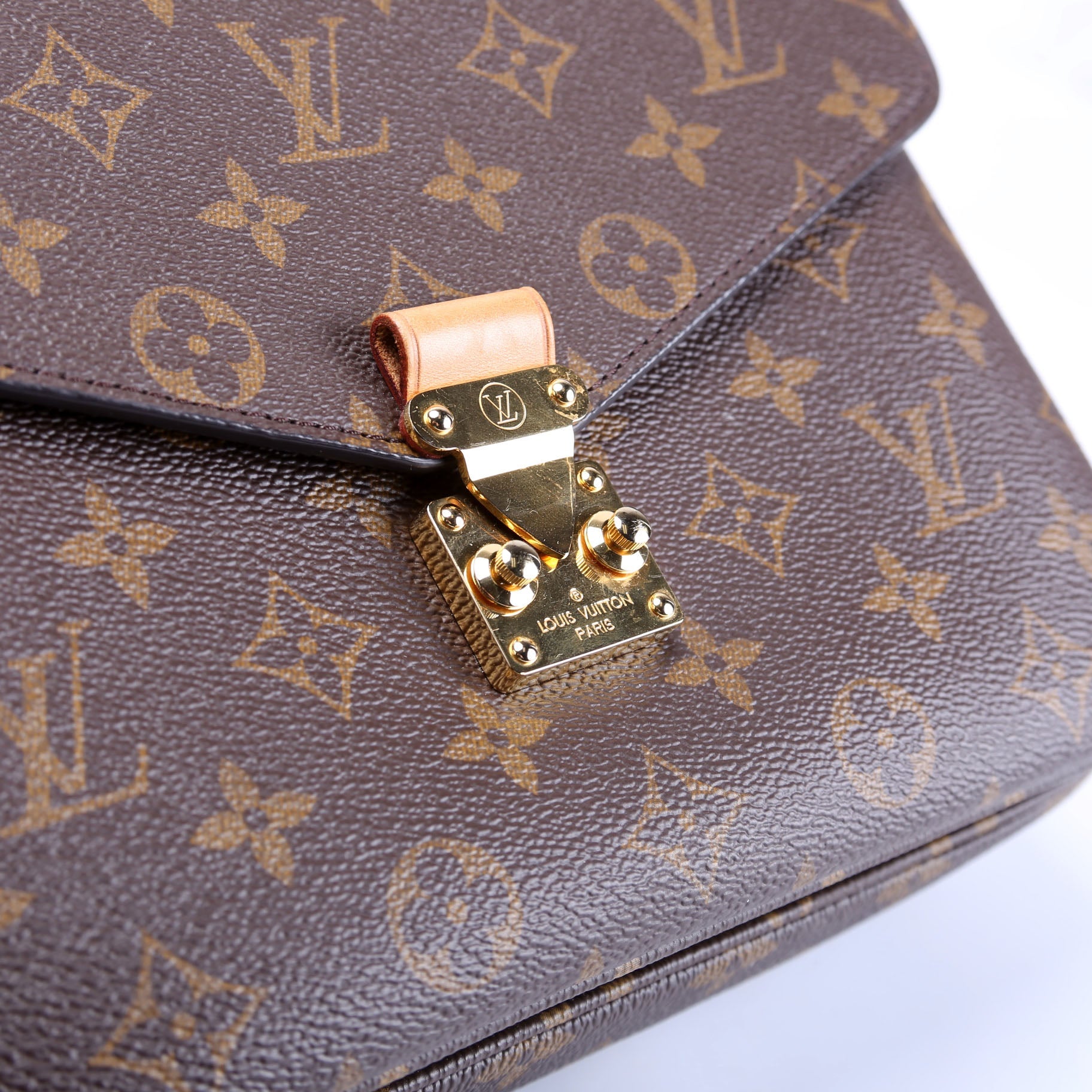 Pochette Metis Monogram