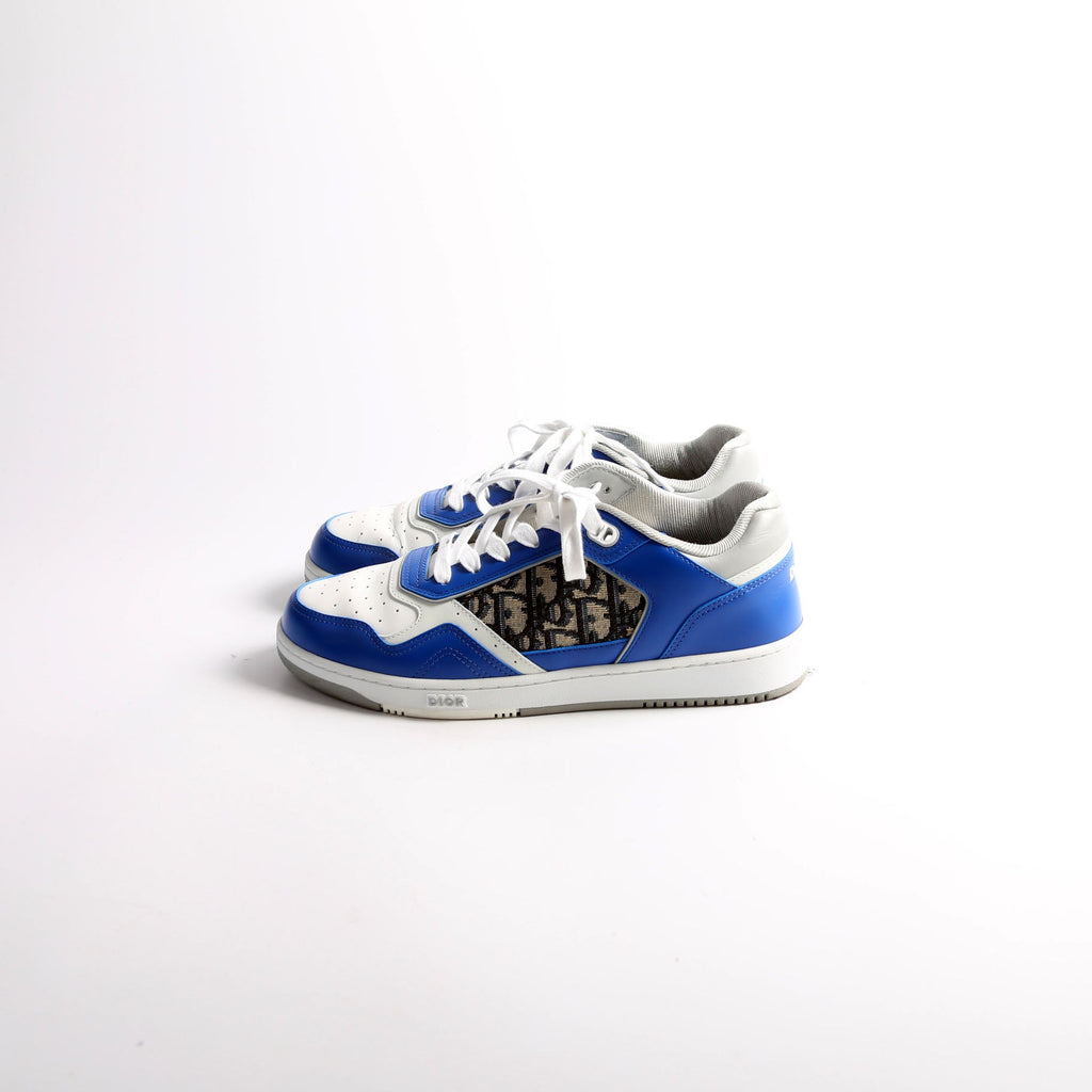B27 Sneakers Size 42