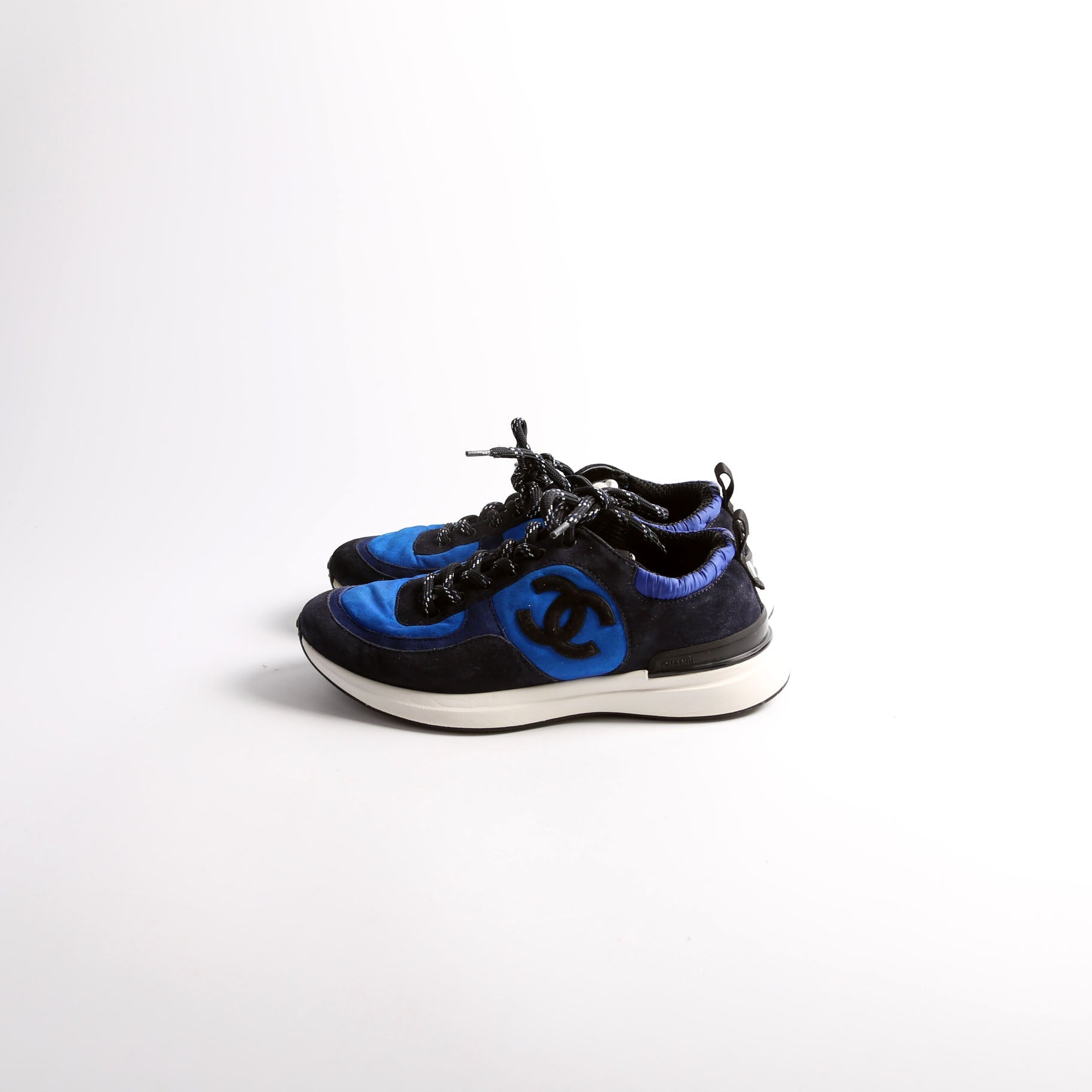 CC Suede Trainers Size 39