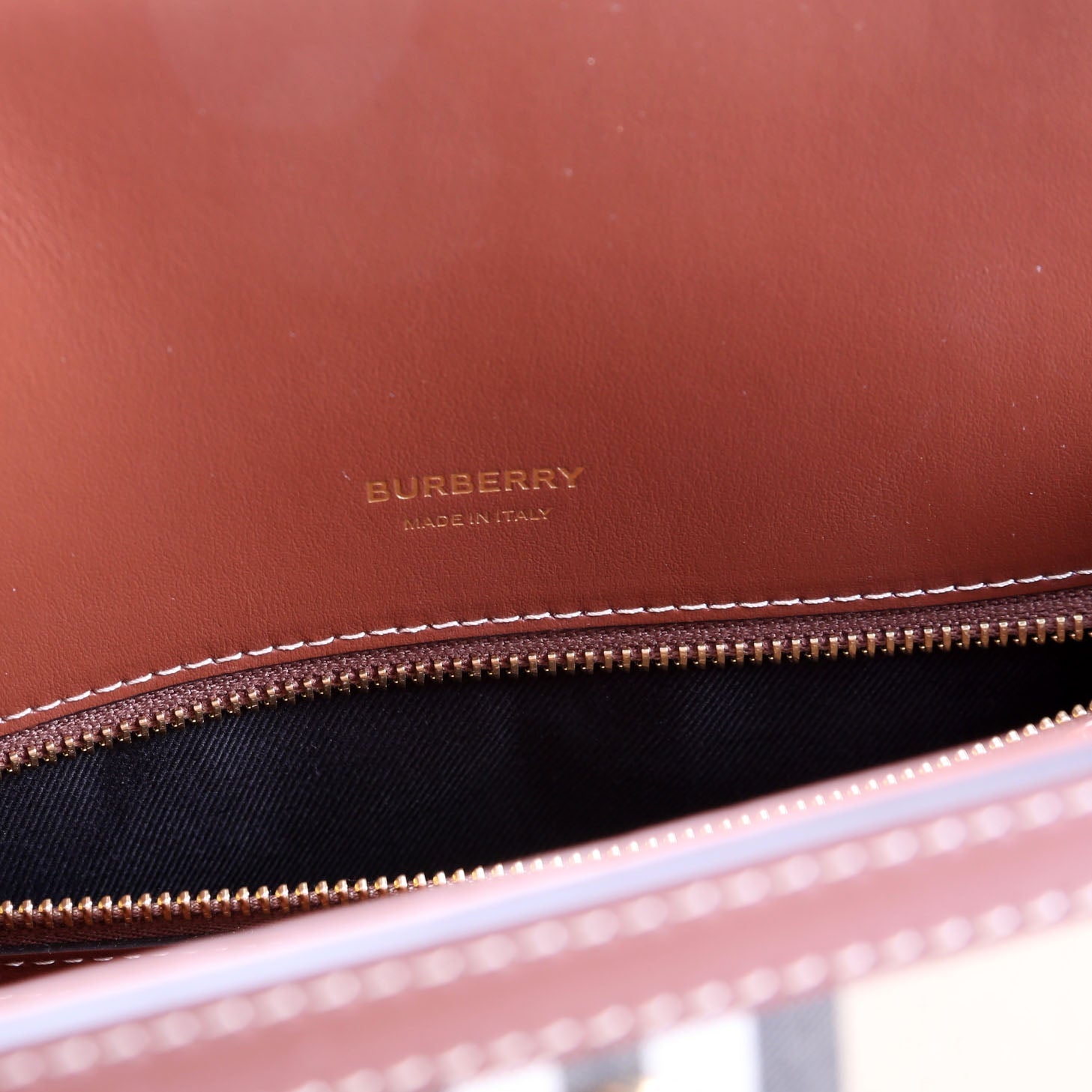 Title Vintage Check Medium Tote 8025274