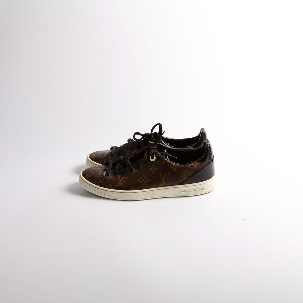 Frontrow Sneakers Size 38.5