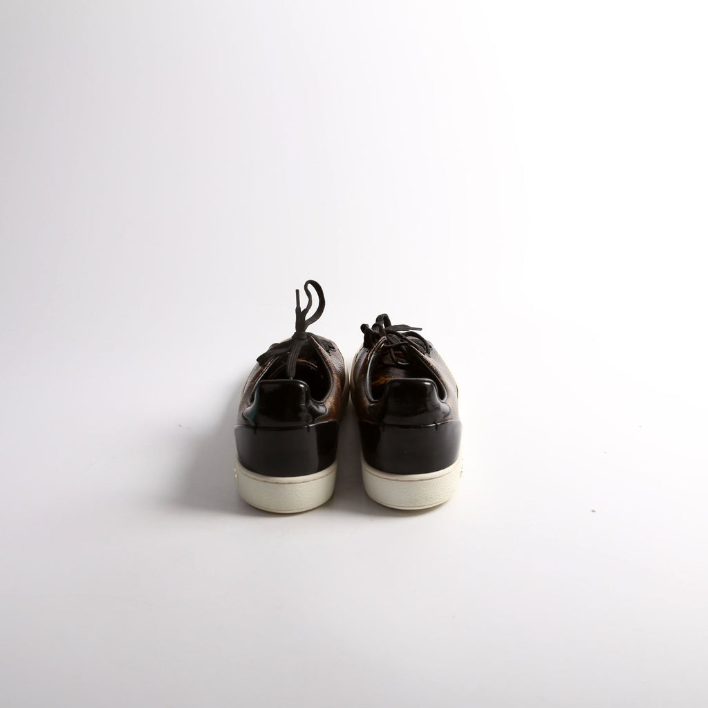 Frontrow Sneakers Size 38.5