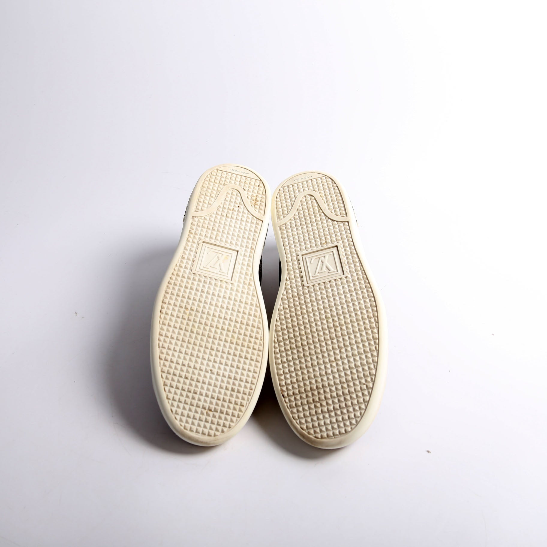 Frontrow Sneakers Size 38.5