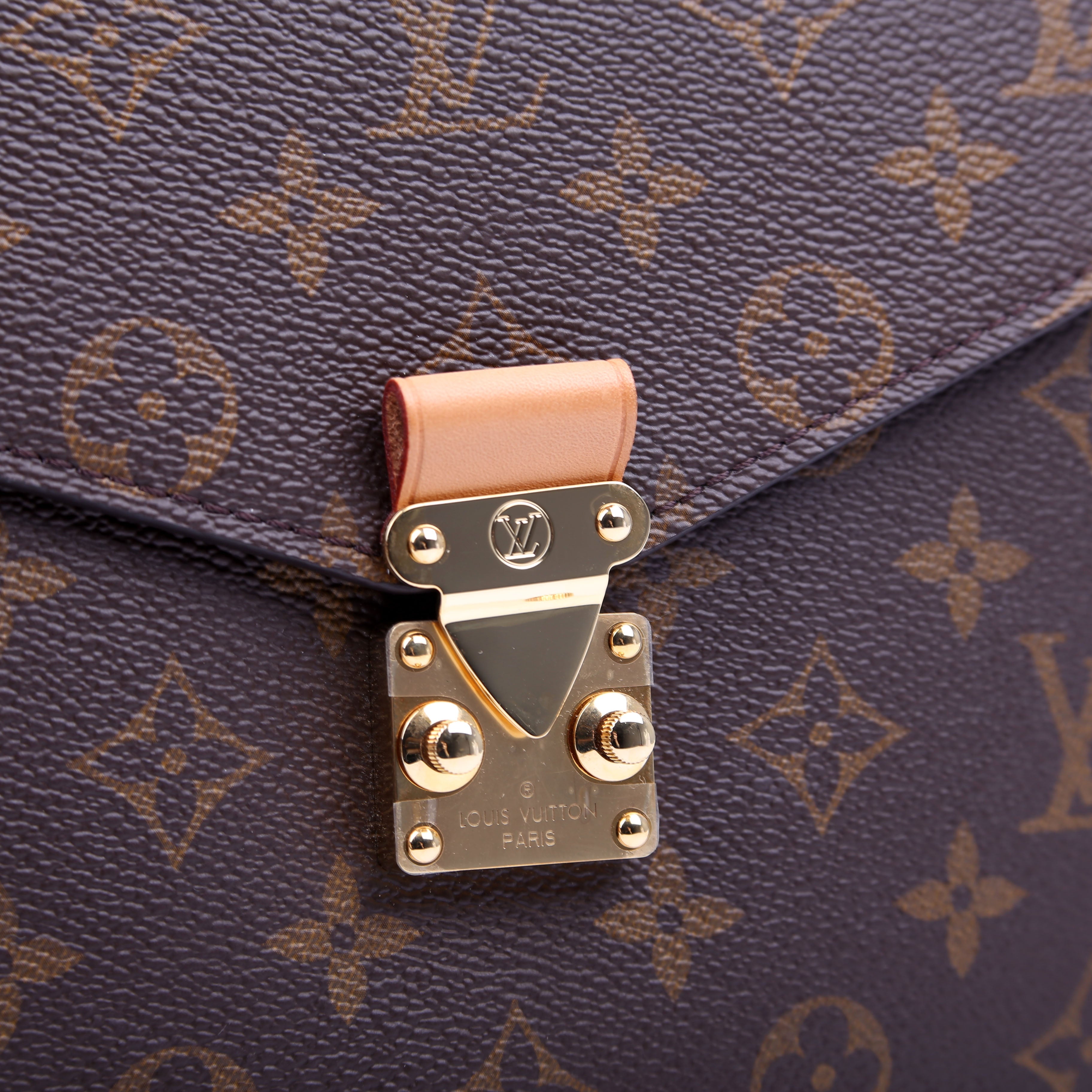 Pochette Metis Monogram