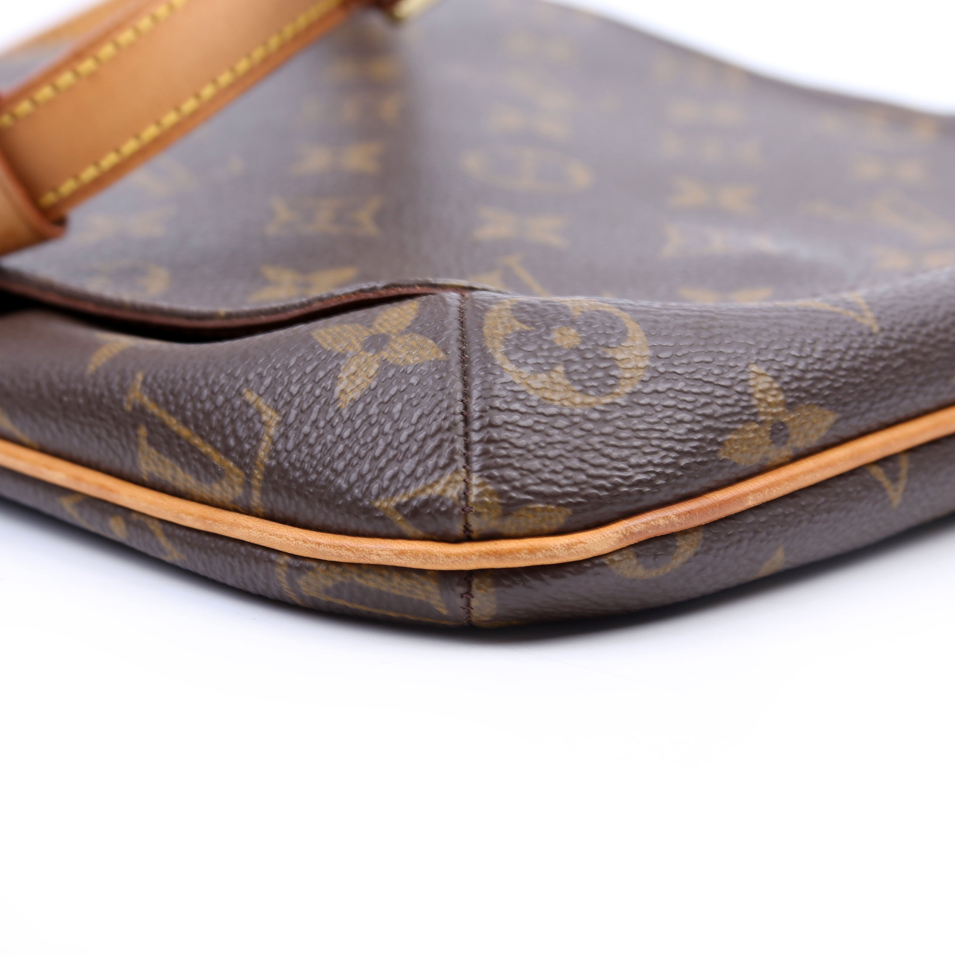 Mussette Salsa Short Monogram