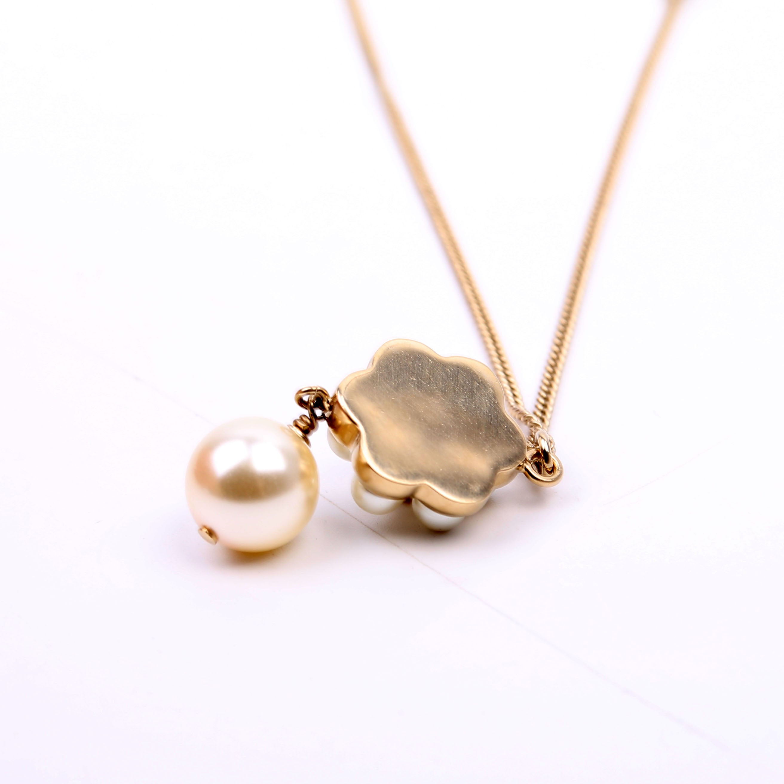 CC Flower Faux Pearl Drop Pendant Necklace Gold