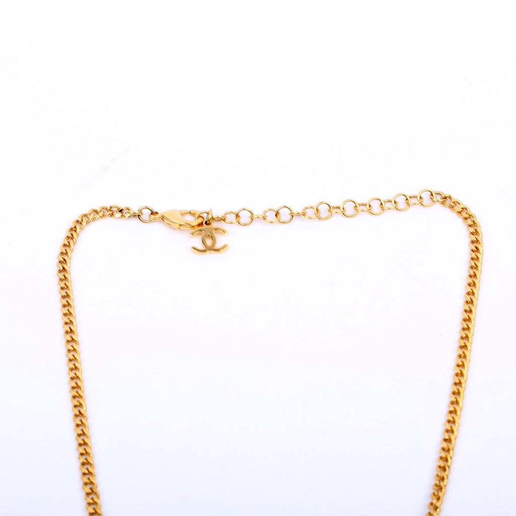 CC Crystal Oval Pendant Necklace Gold