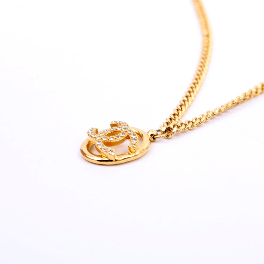 CC Crystal Oval Pendant Necklace Gold