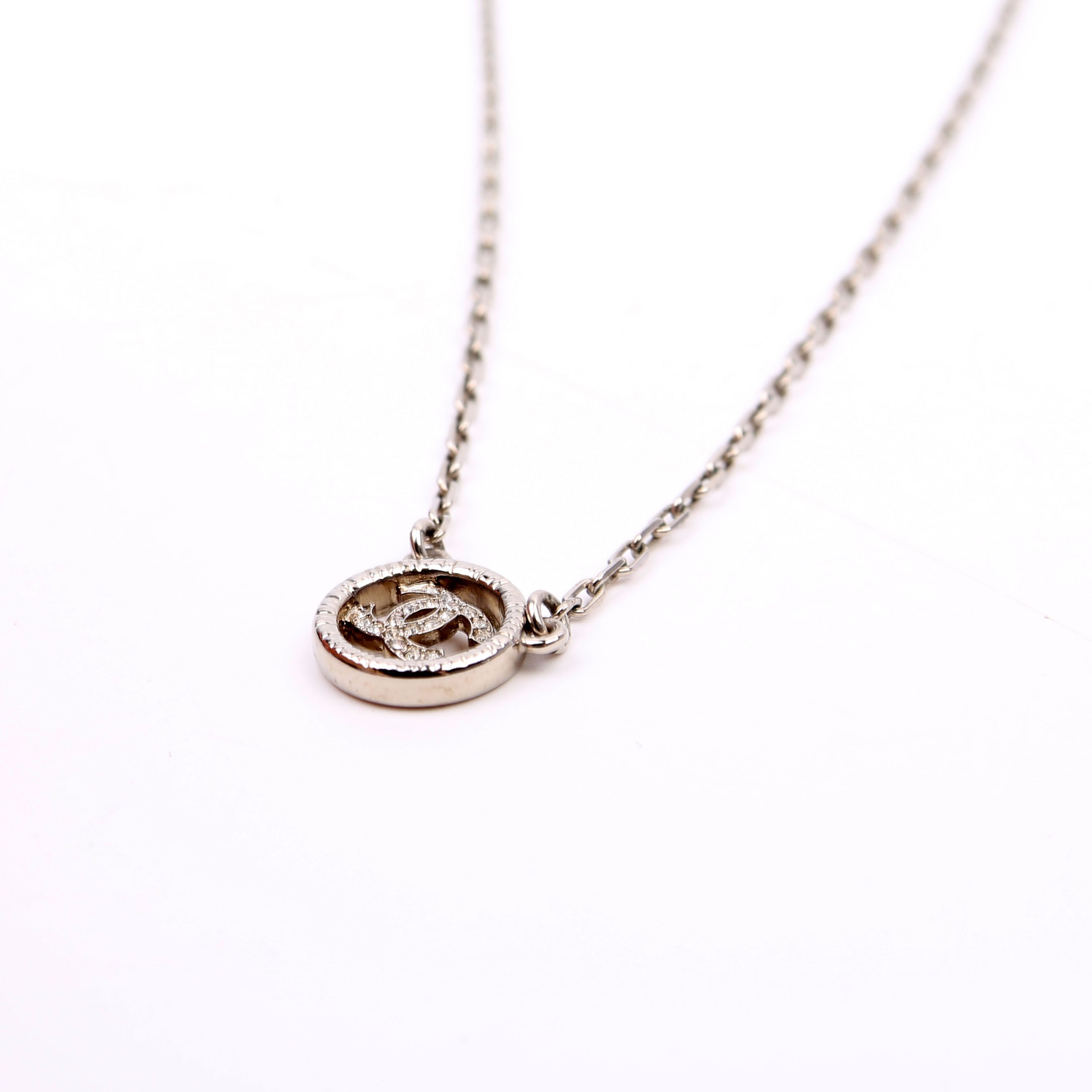 CC Crystal Round Small Necklace Silver