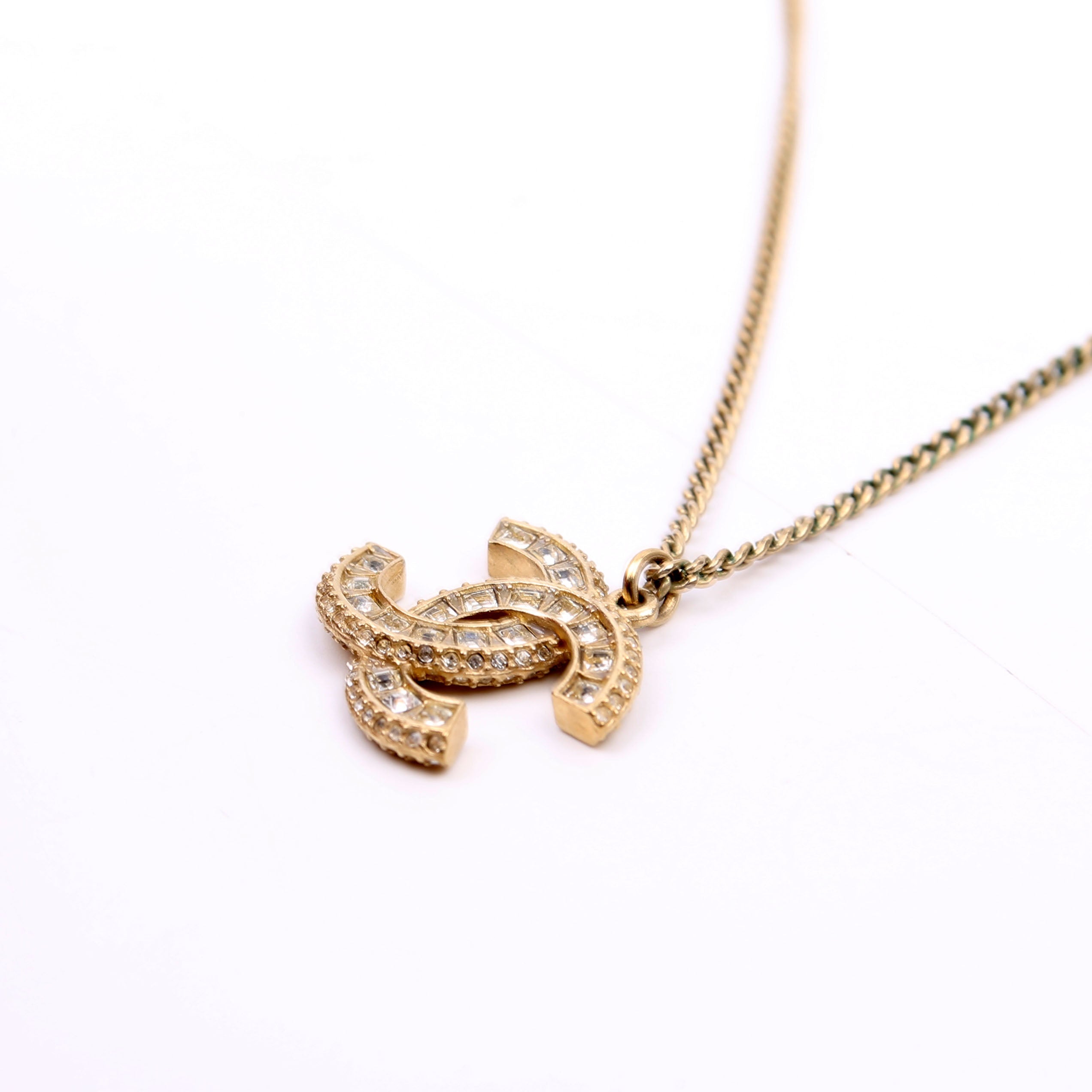 CC Crystal Pendant Necklace Gold
