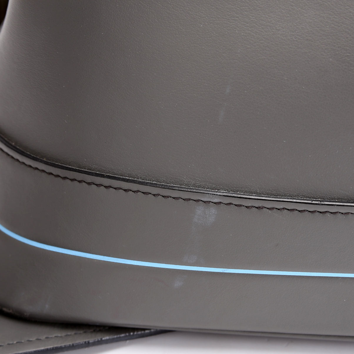 1BA198 City Calfskin Mirage Promenade Grey