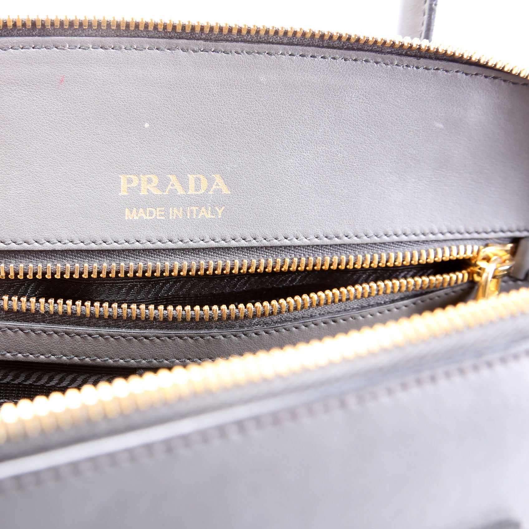 1BA198 City Calfskin Mirage Promenade Grey