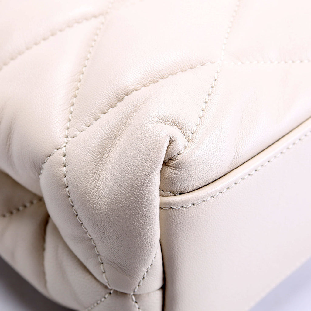 655004 Lambskin Sade Puffer Envelope Clutch White