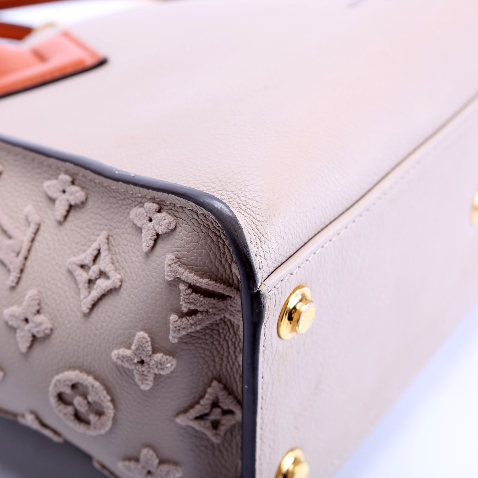 On My Side MM Calfskin Taupe