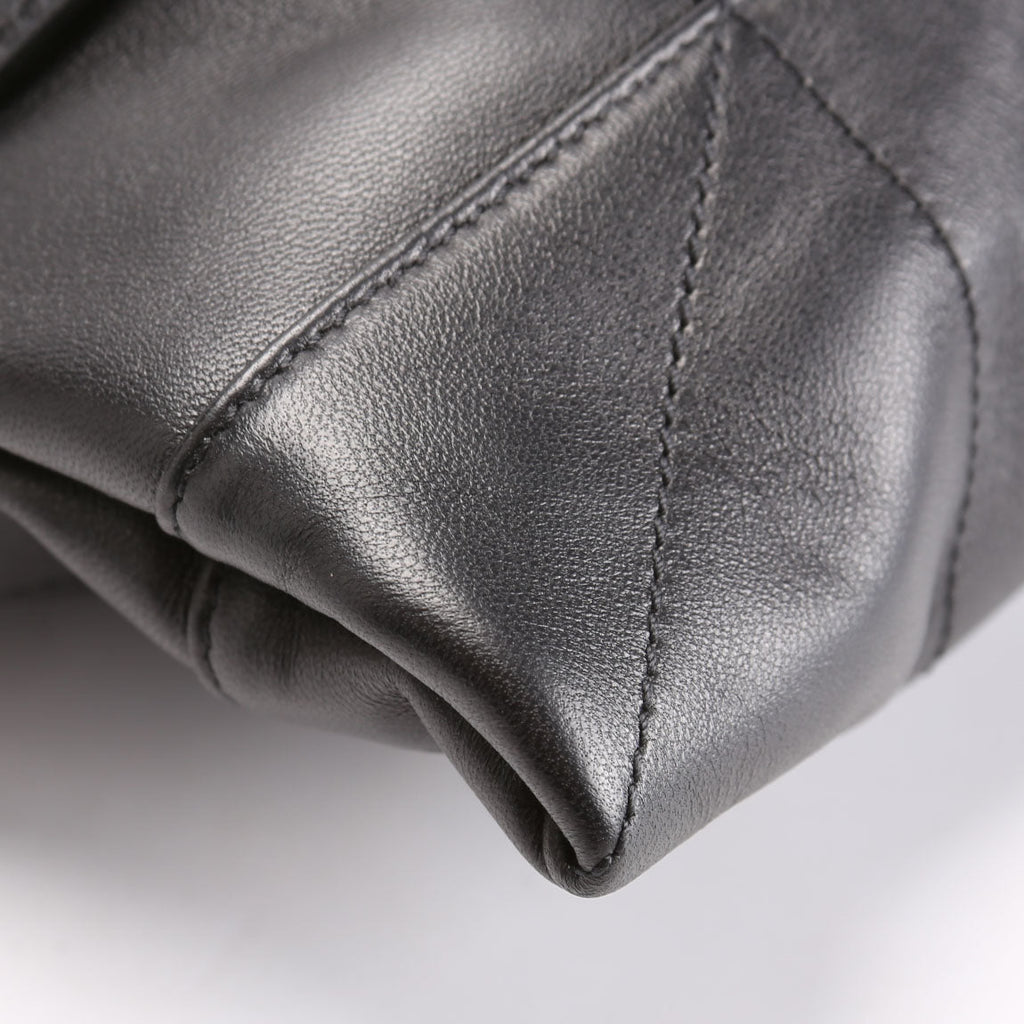 781666 Jamie 4.3 Pochon Lambskin Black