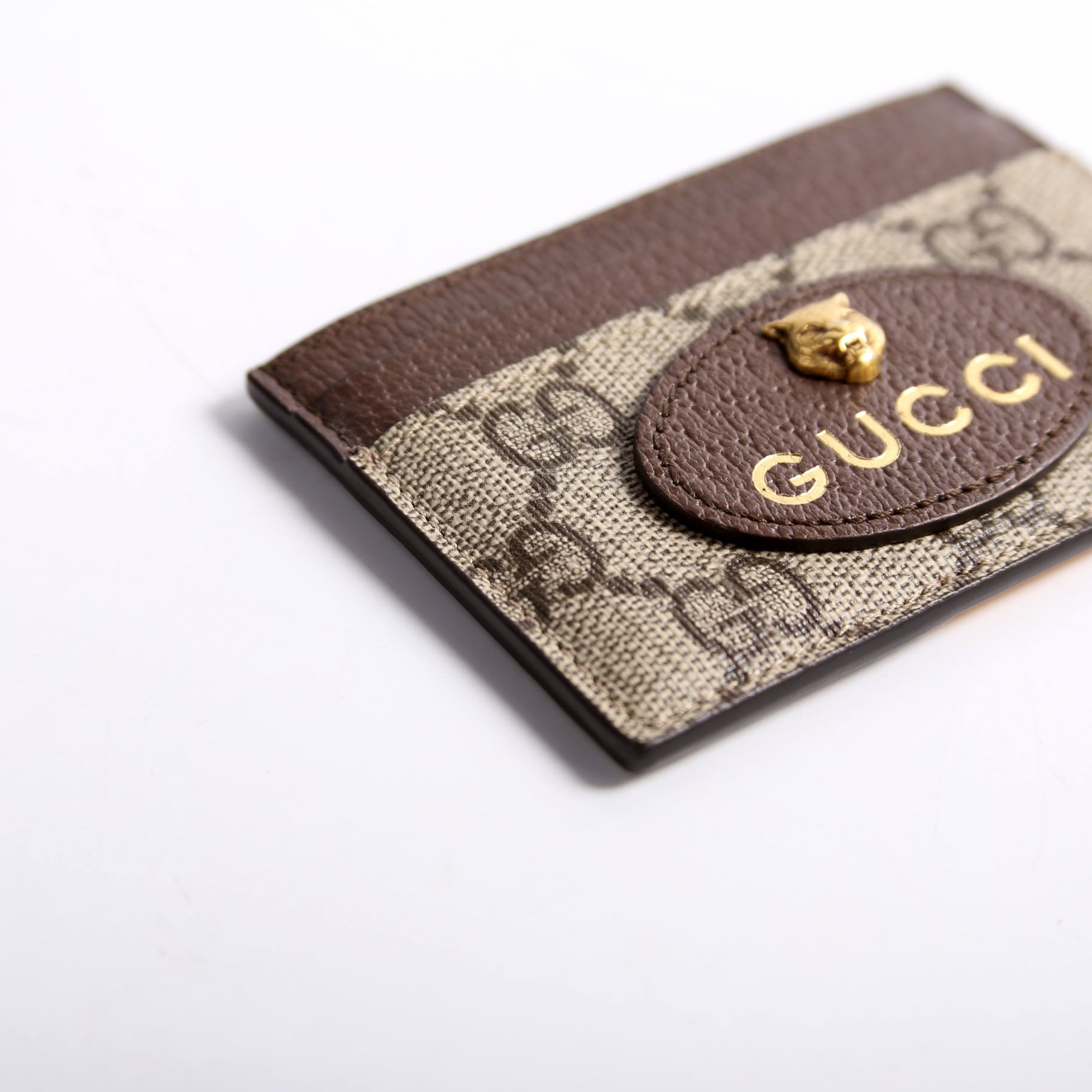 597557 GG Supreme Neo Card Case