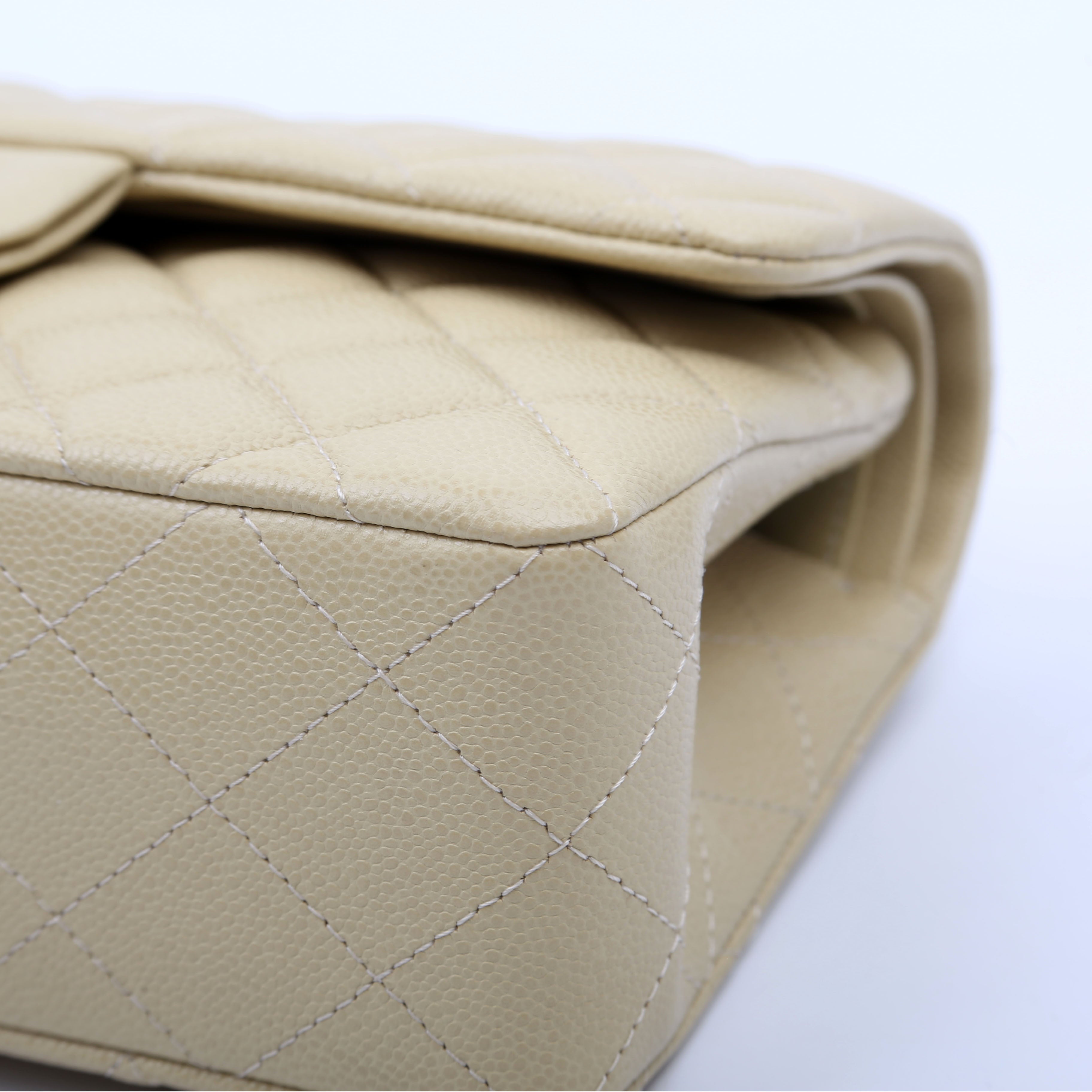 Classic Flap Small Caviar Neutral