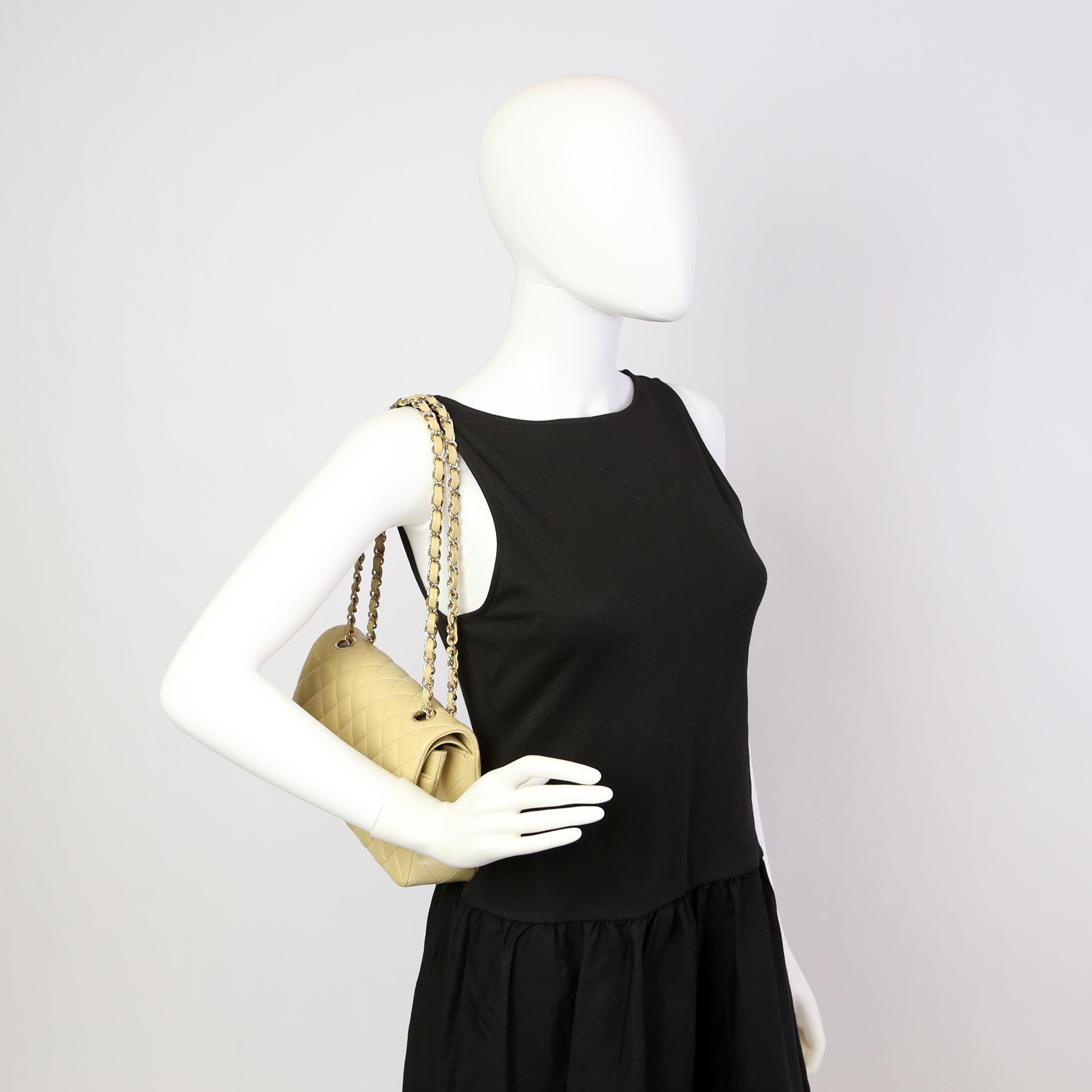 Classic Flap Small Caviar Neutral