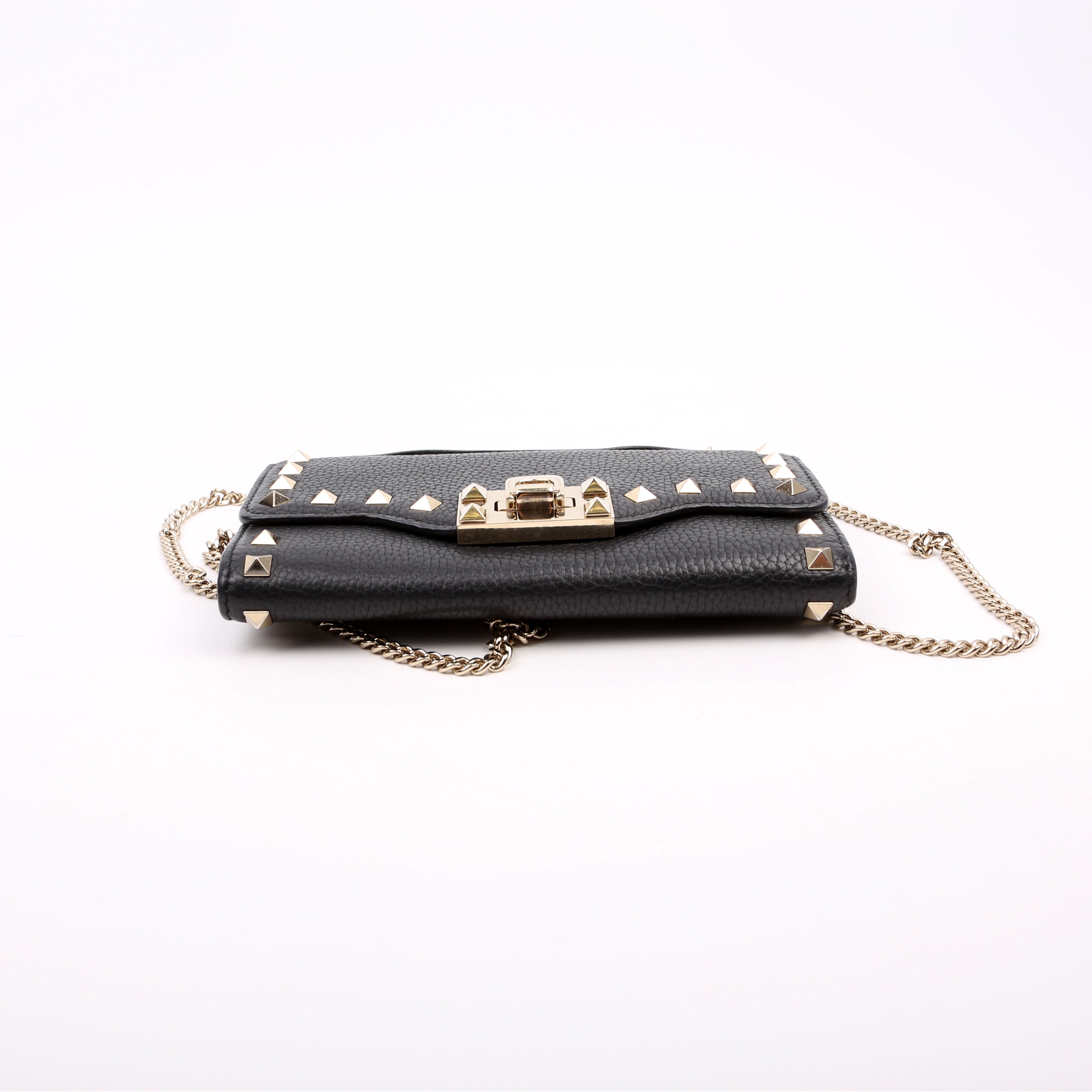 Rockstud WOC Grainy Calfskin Black
