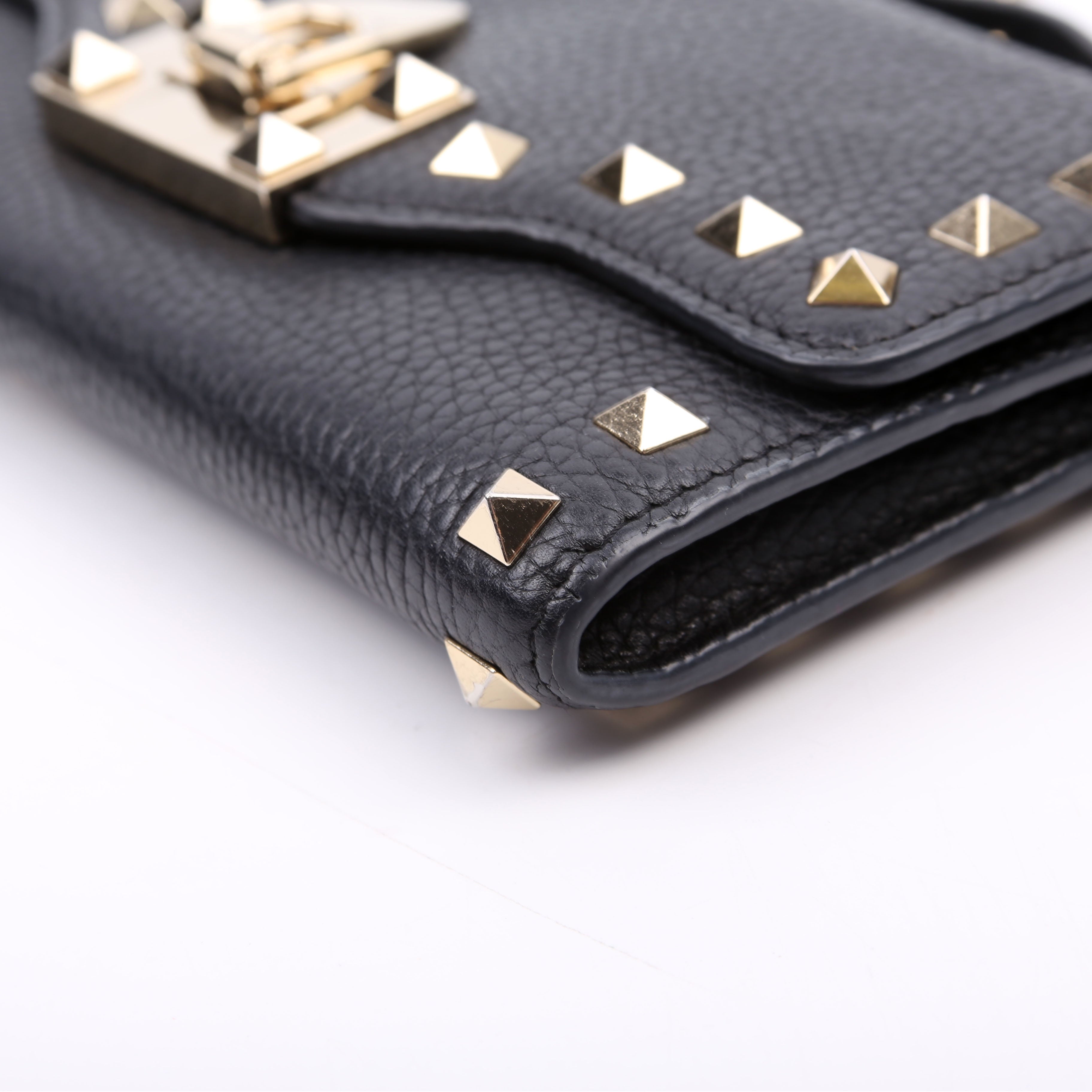 Rockstud WOC Grainy Calfskin Black