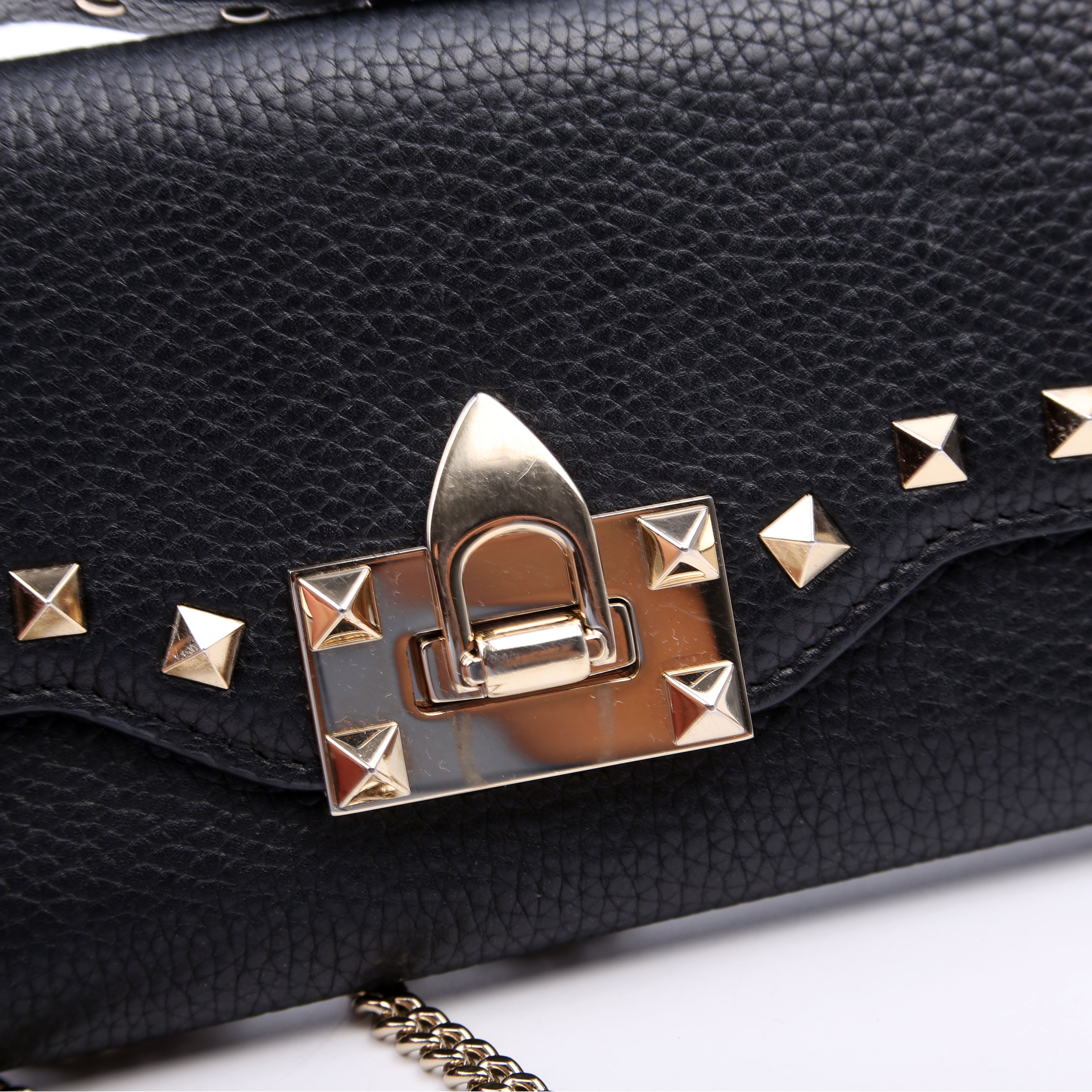Rockstud WOC Grainy Calfskin Black