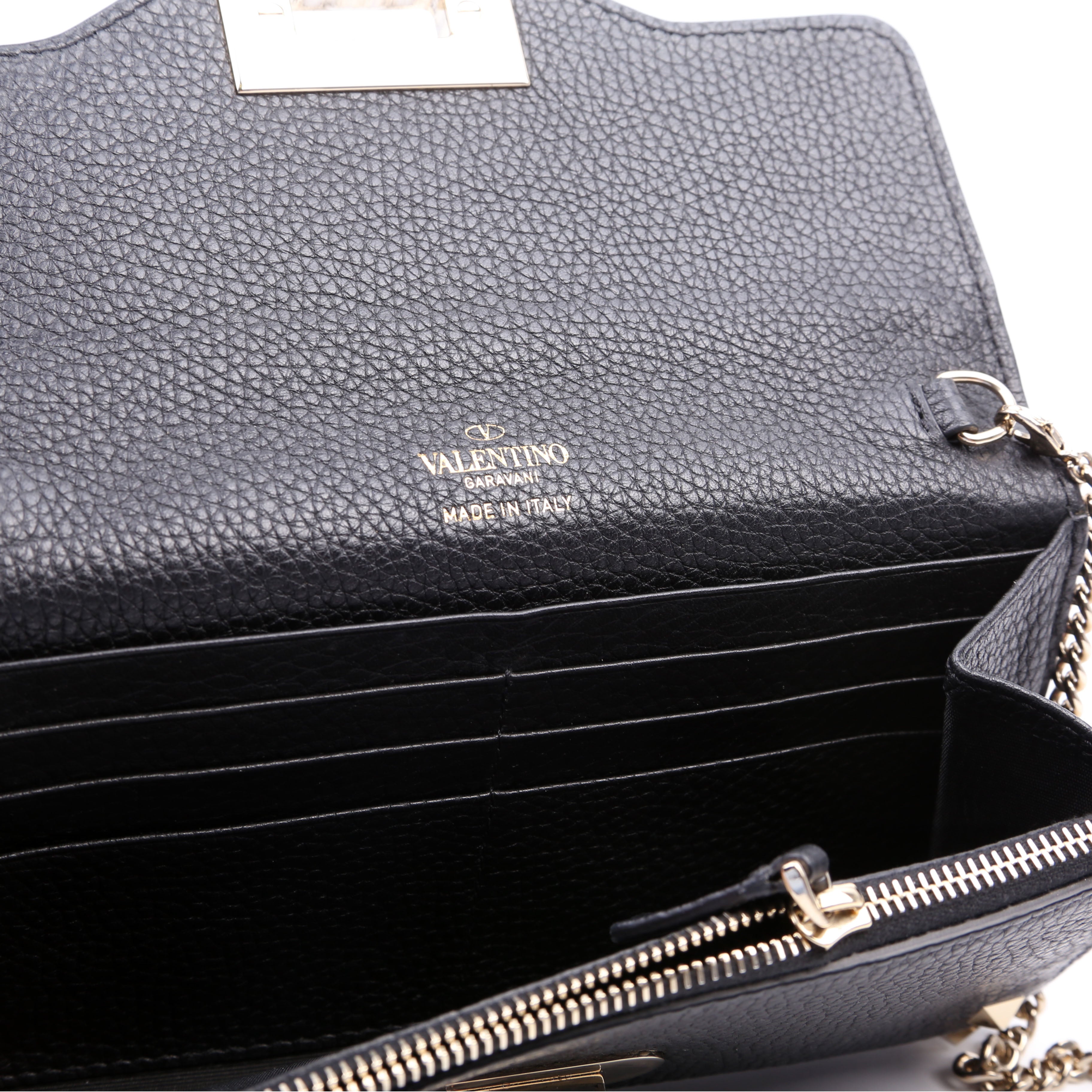 Rockstud WOC Grainy Calfskin Black