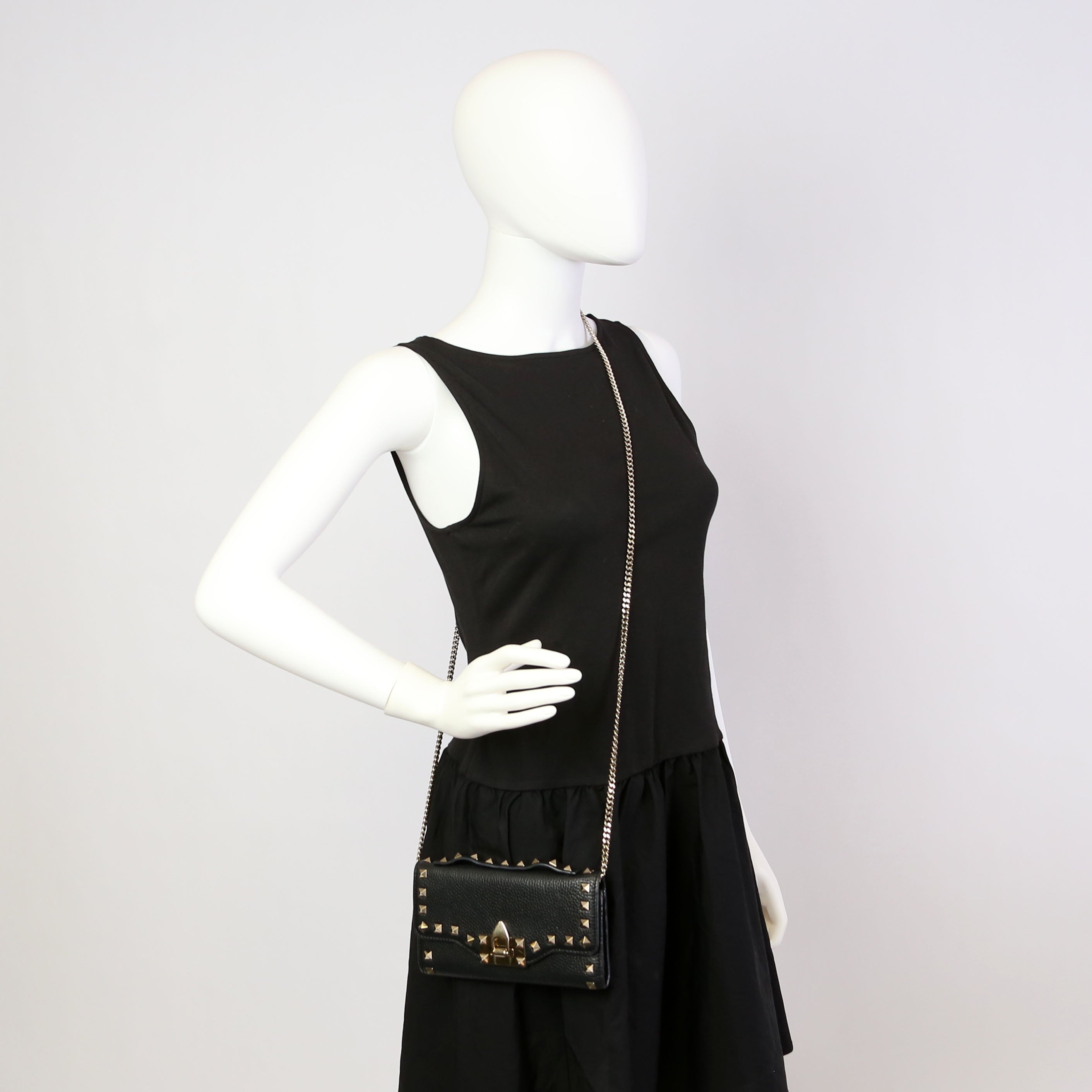 Rockstud WOC Grainy Calfskin Black