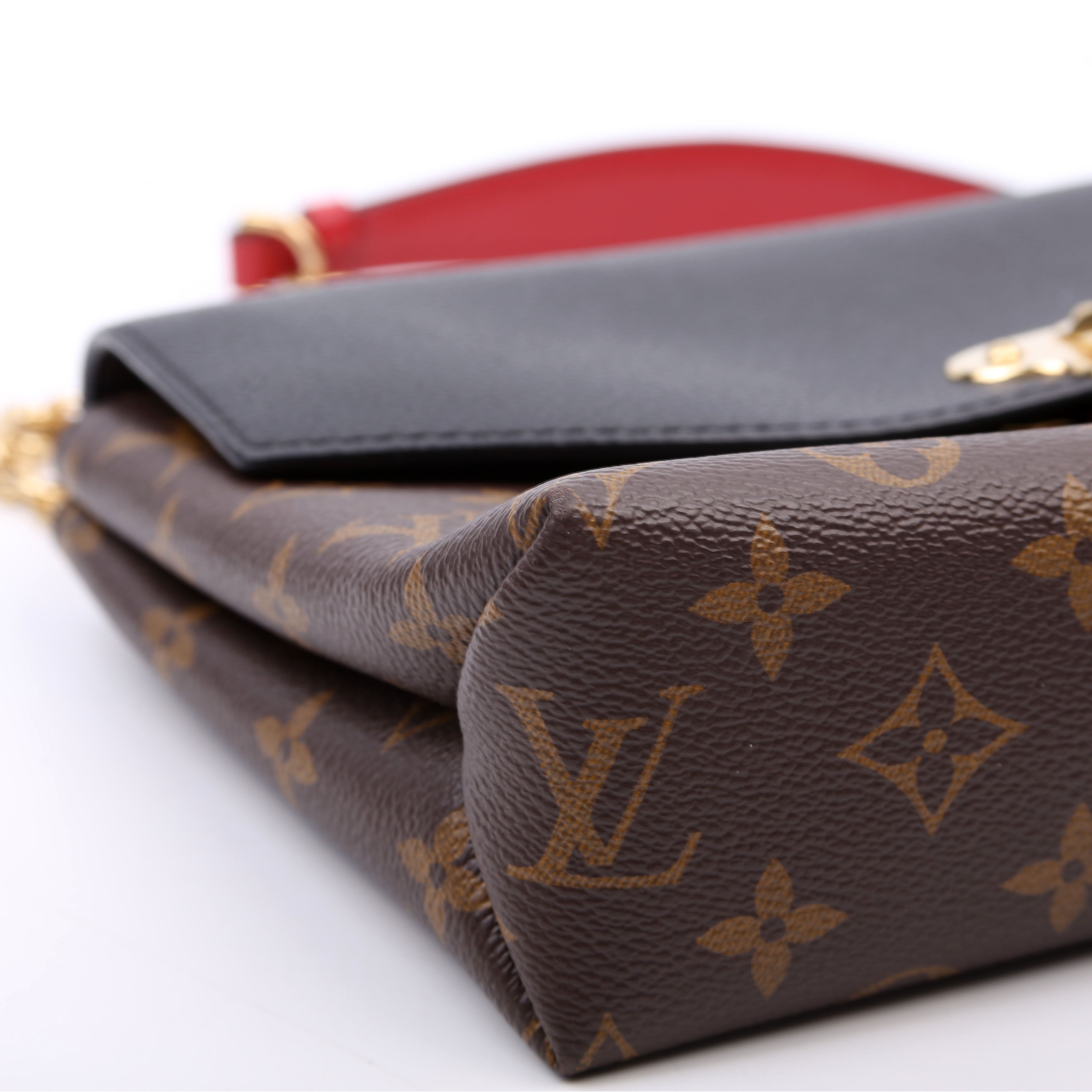 St Placide Monogram Black/Red