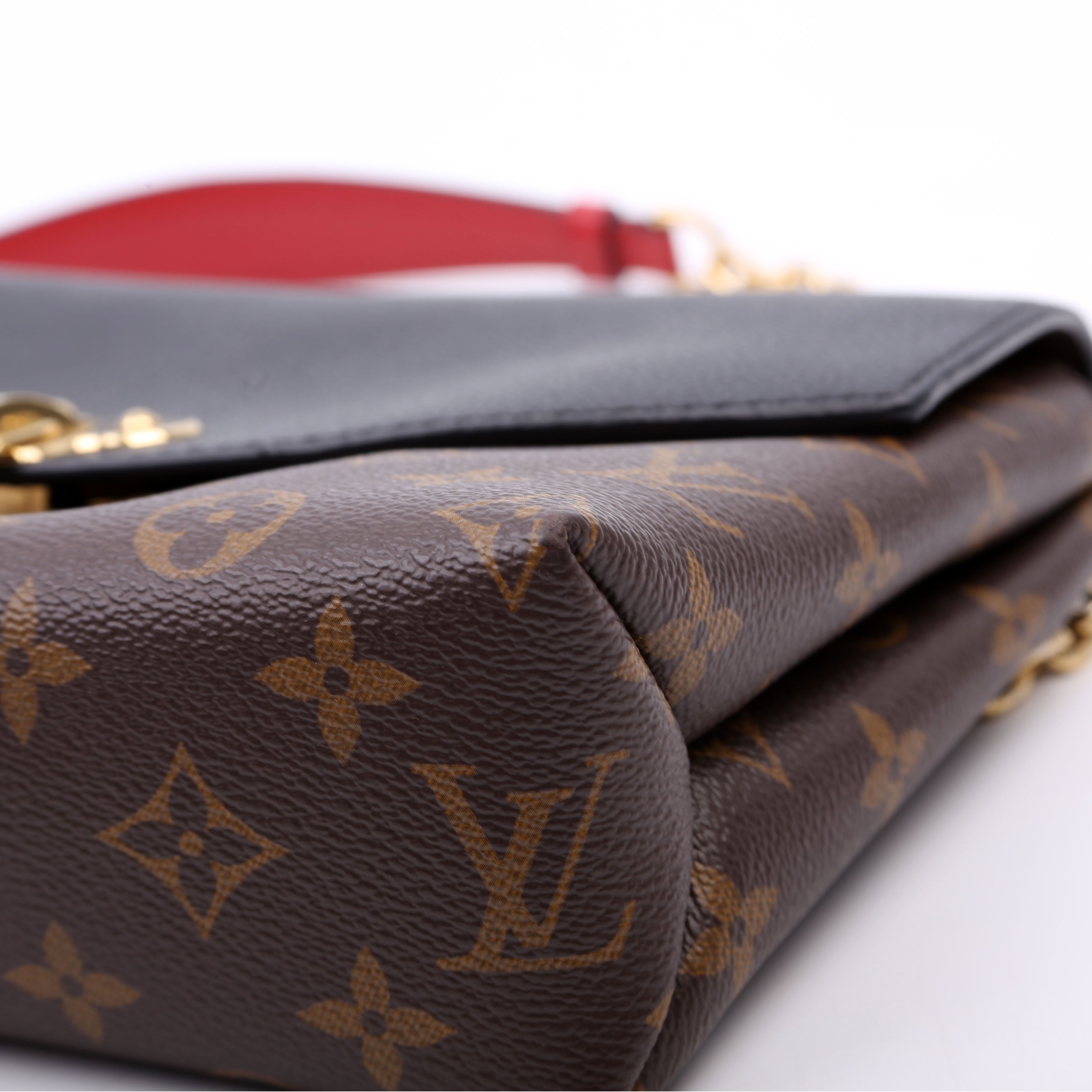 St Placide Monogram Black/Red
