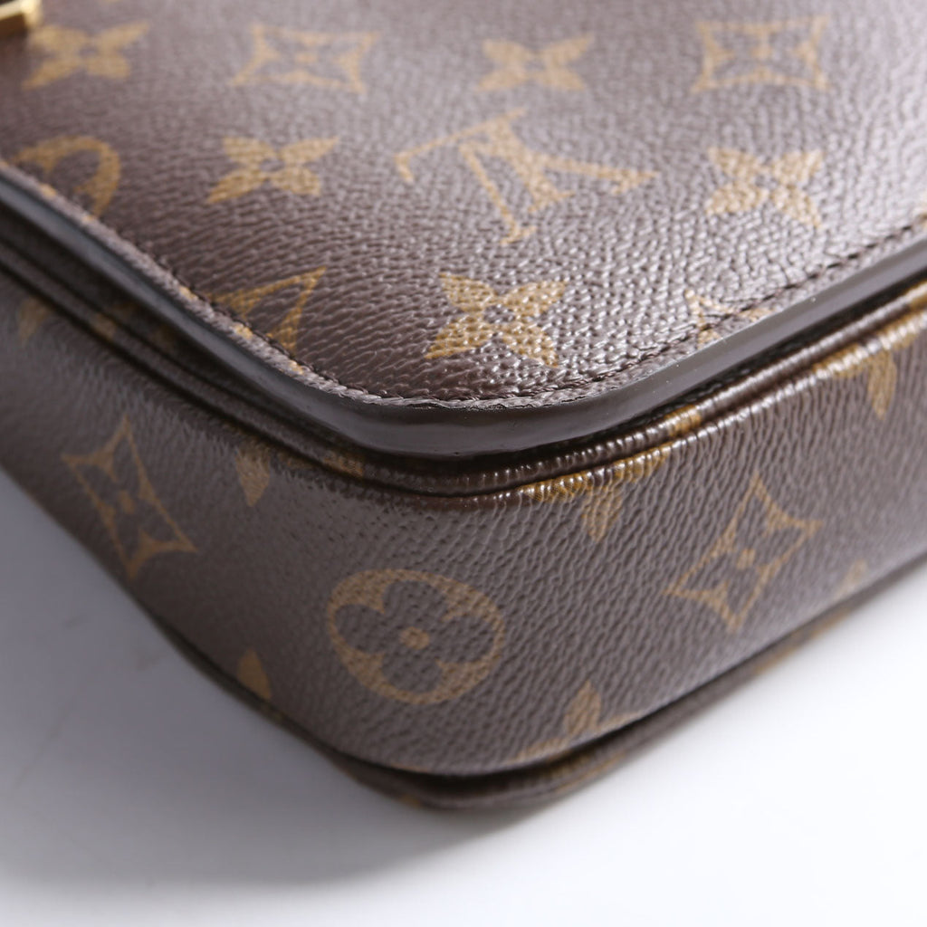 Pochette Metis Monogram
