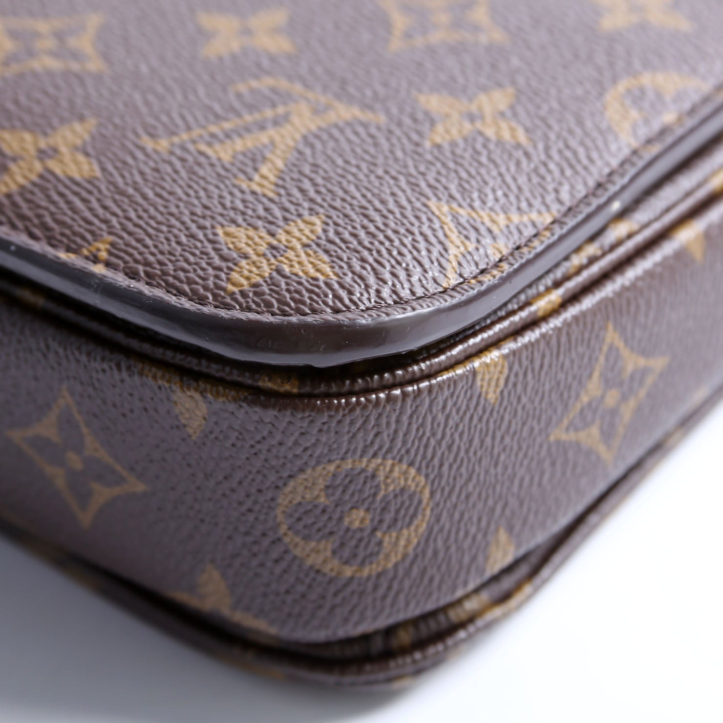 Pochette Metis Monogram