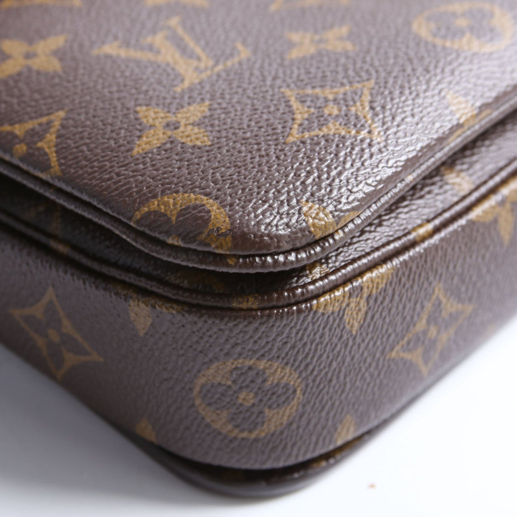 Pochette Metis Monogram