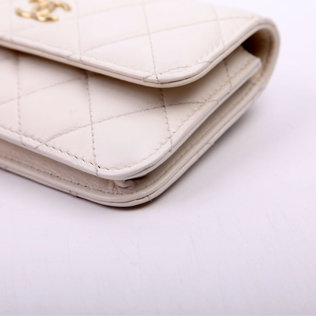 Maxi Pearls WOC Lambskin 30M White