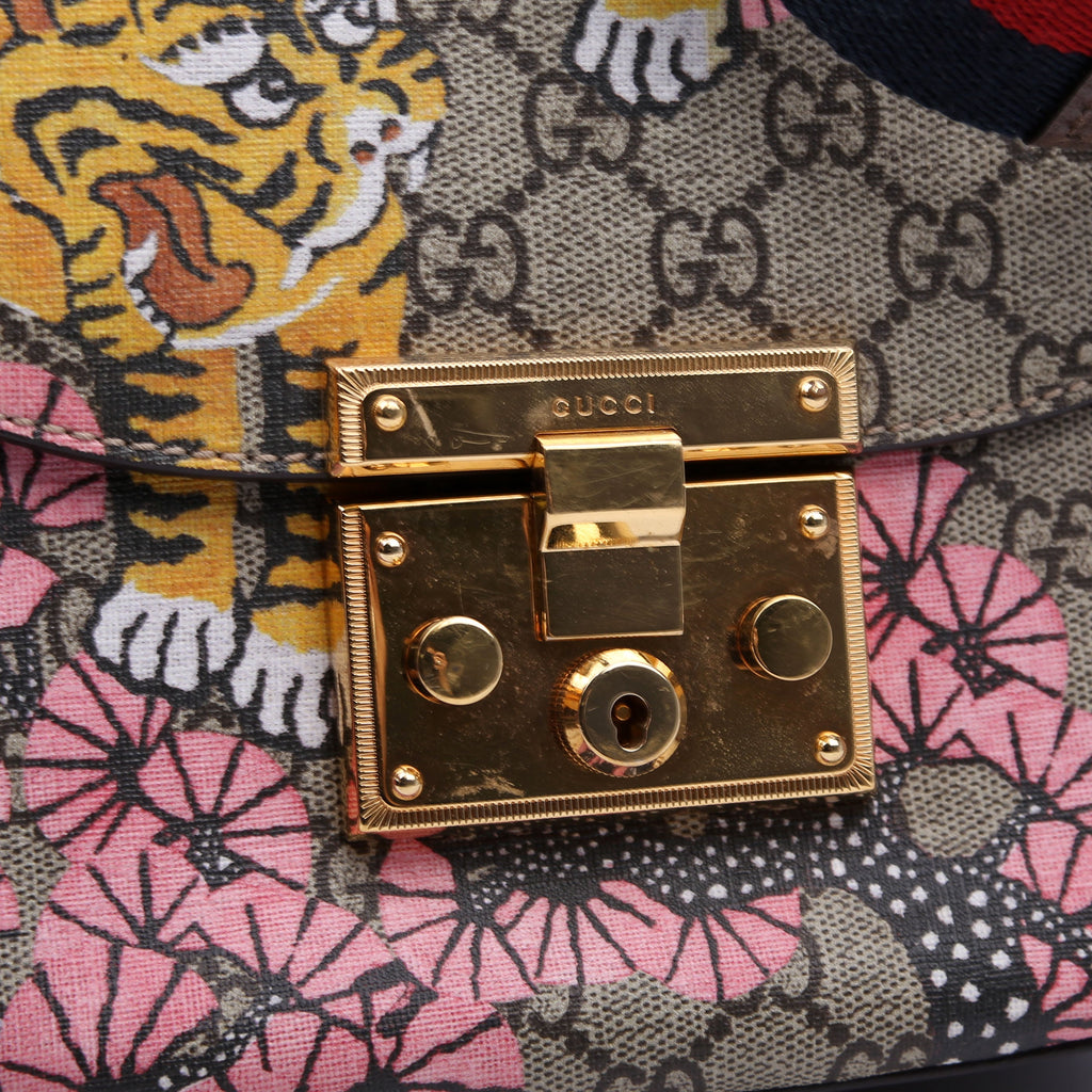 453189 GG Supreme Bengal Padlock Medium Messenger Brown