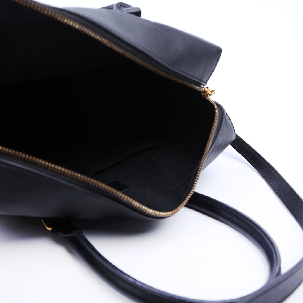 City Malle Reversed Monogram Black