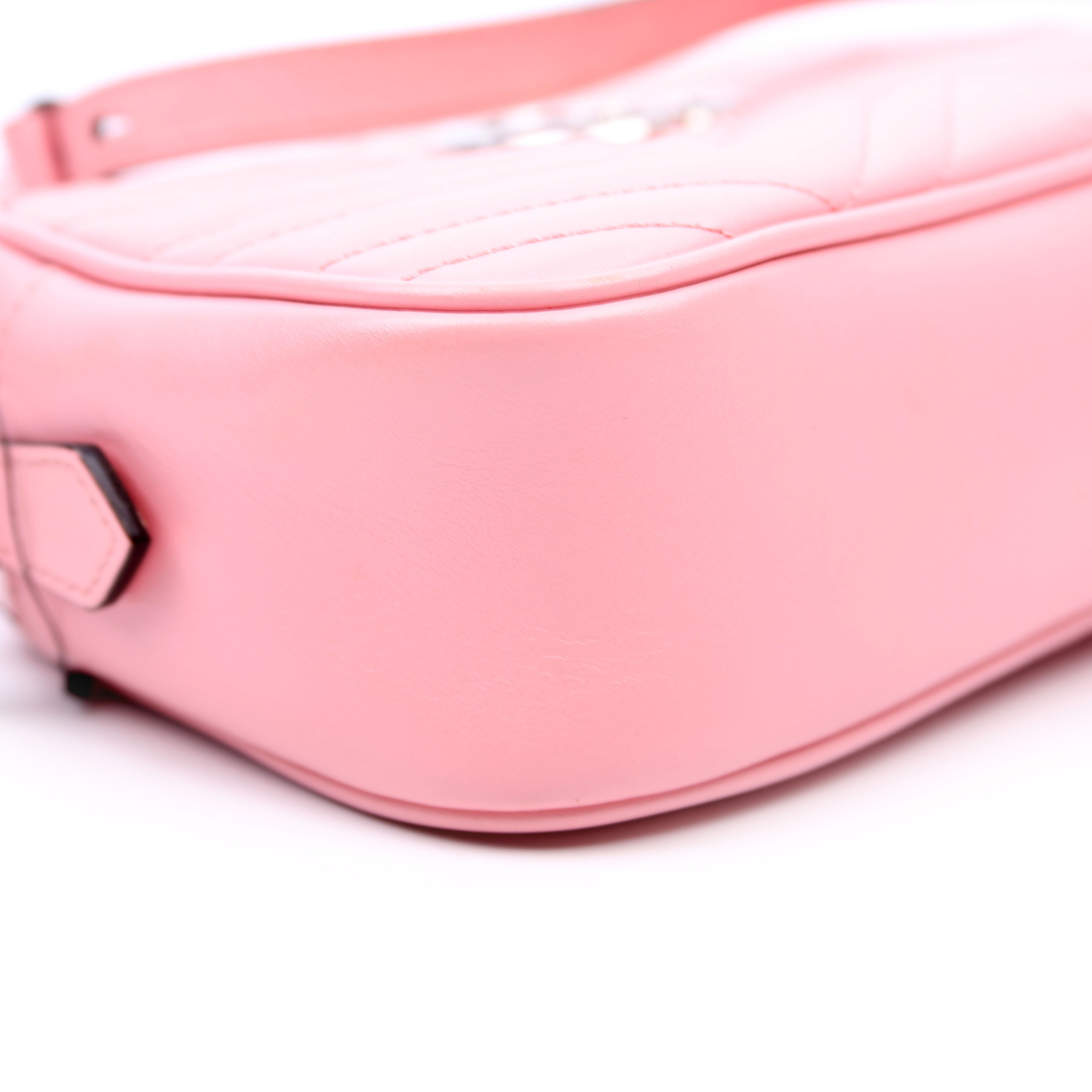 447632 Marmont Small Leather Camera Pink