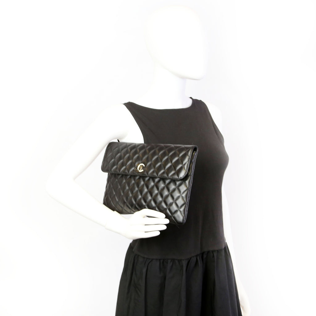 CC Quilted Flap Clutch 31M Black