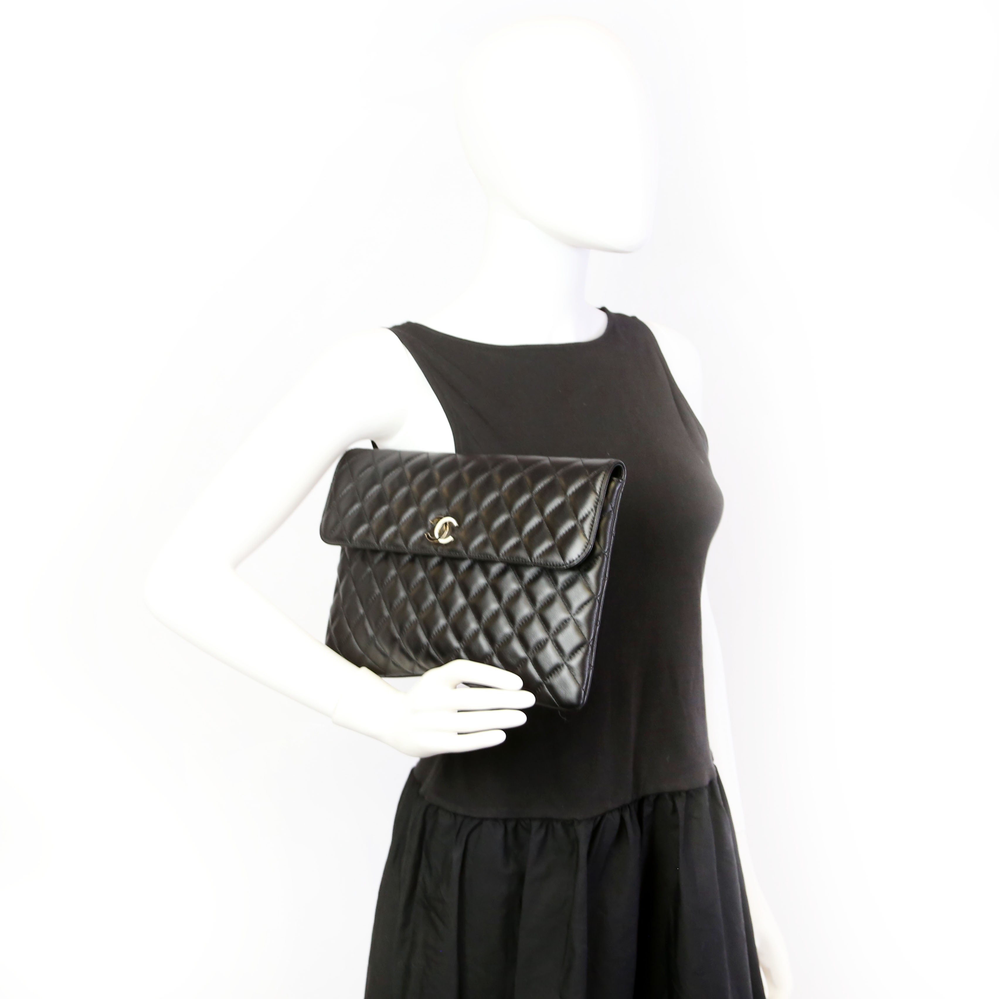 CC Quilted Flap Clutch 31M Black