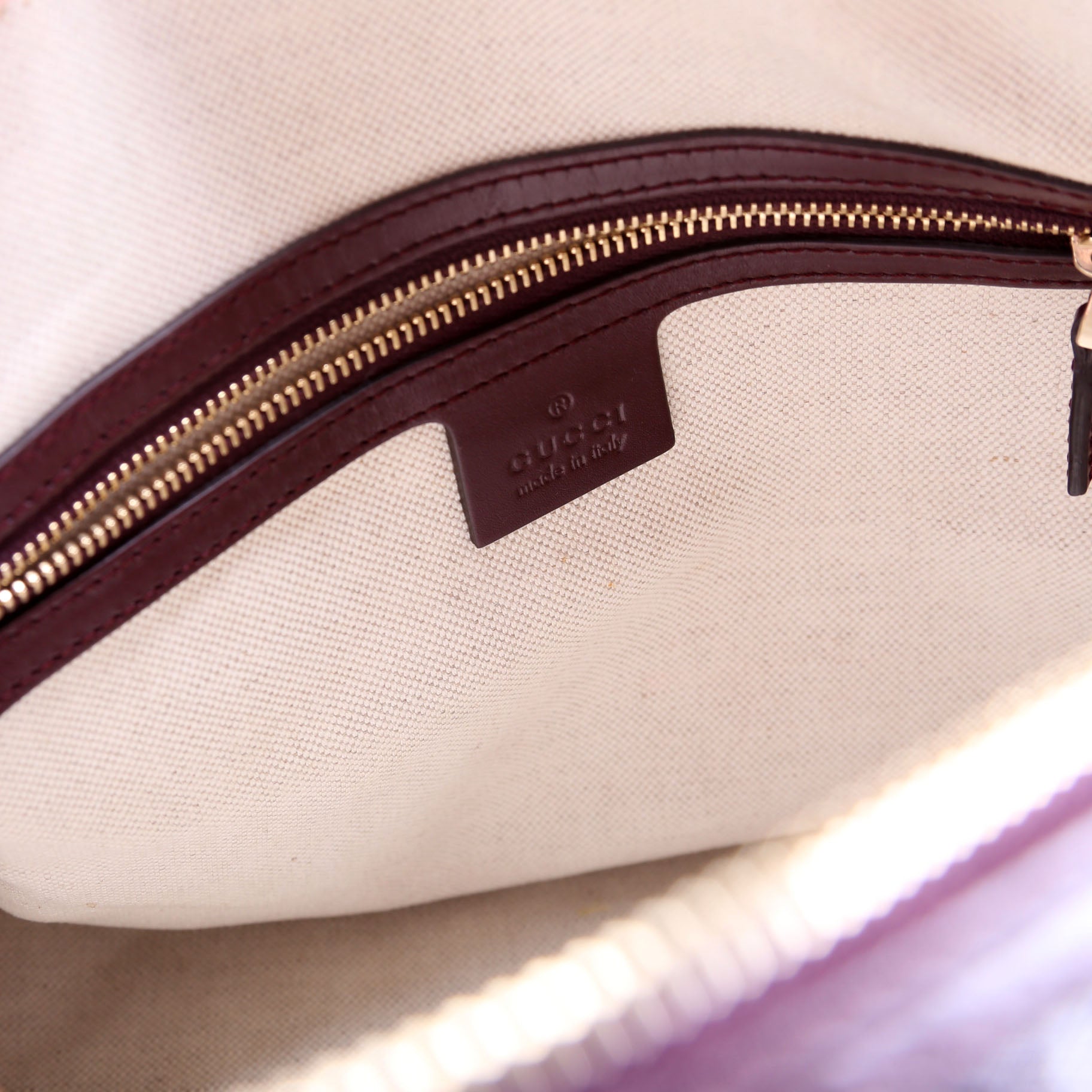 193603 GG Imprime Joy Boston Bag Burgundy
