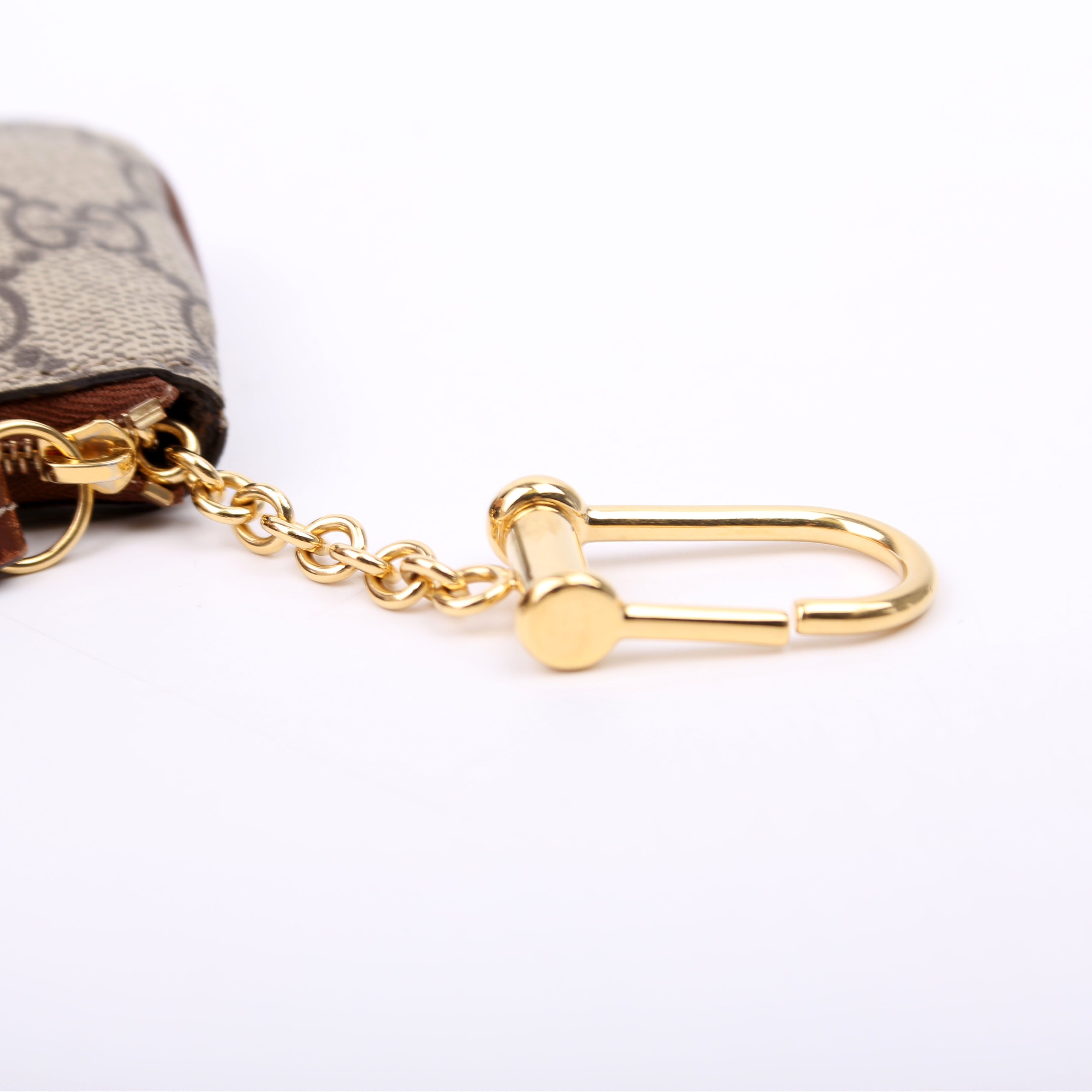 447964 GG Supreme Key Case Brown