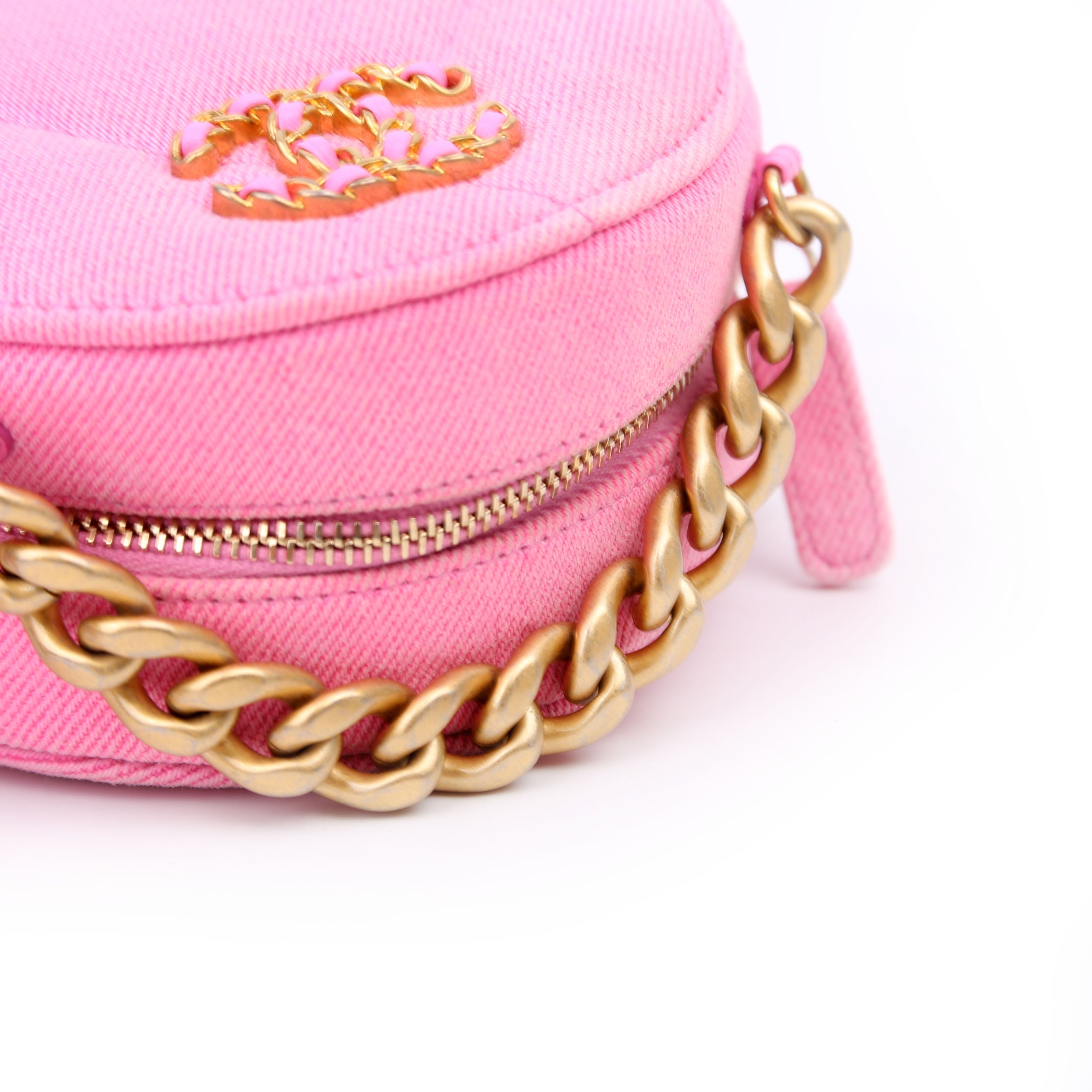 Chanel 19 Round Clutch Denim 31M Pink