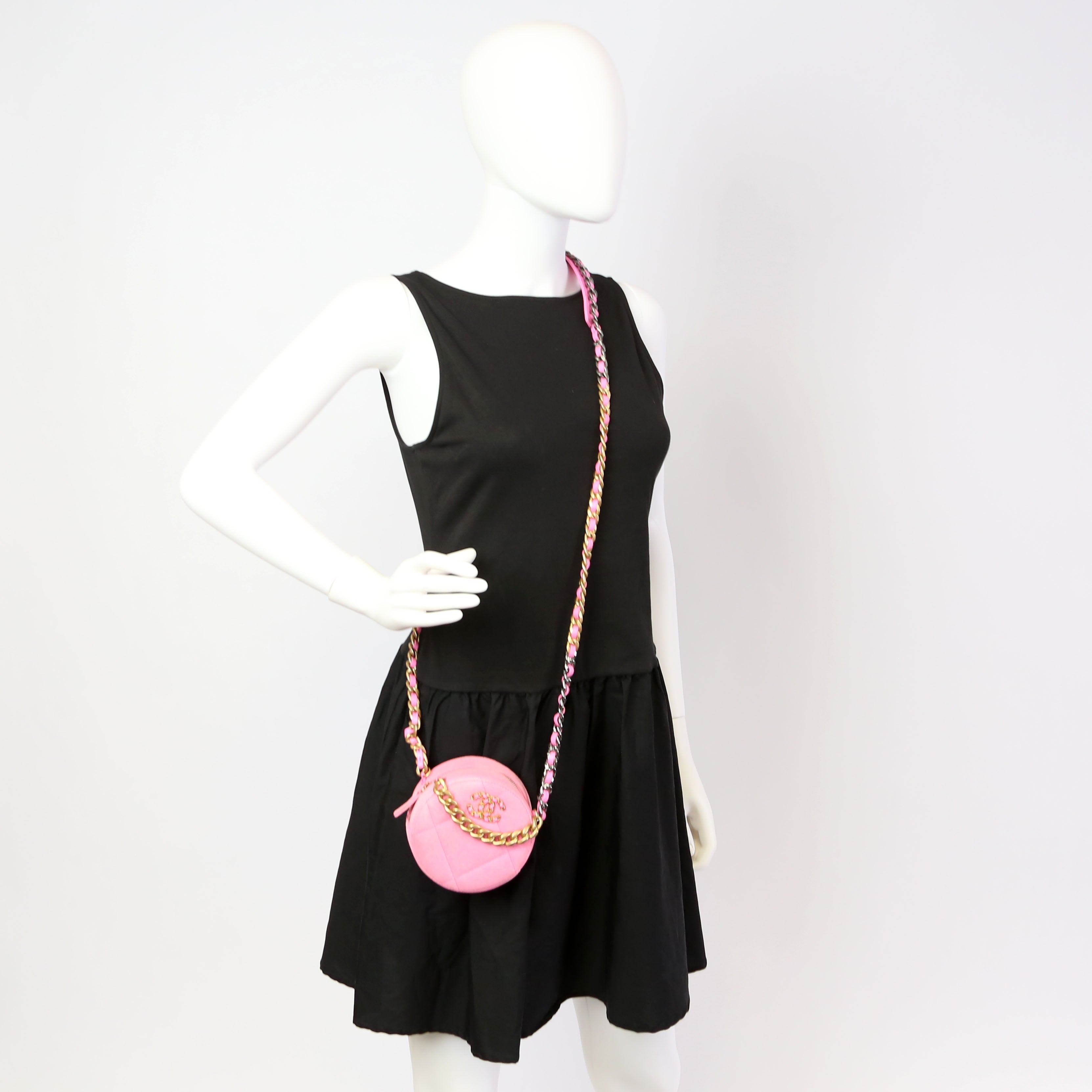 Chanel 19 Round Clutch Denim 31M Pink