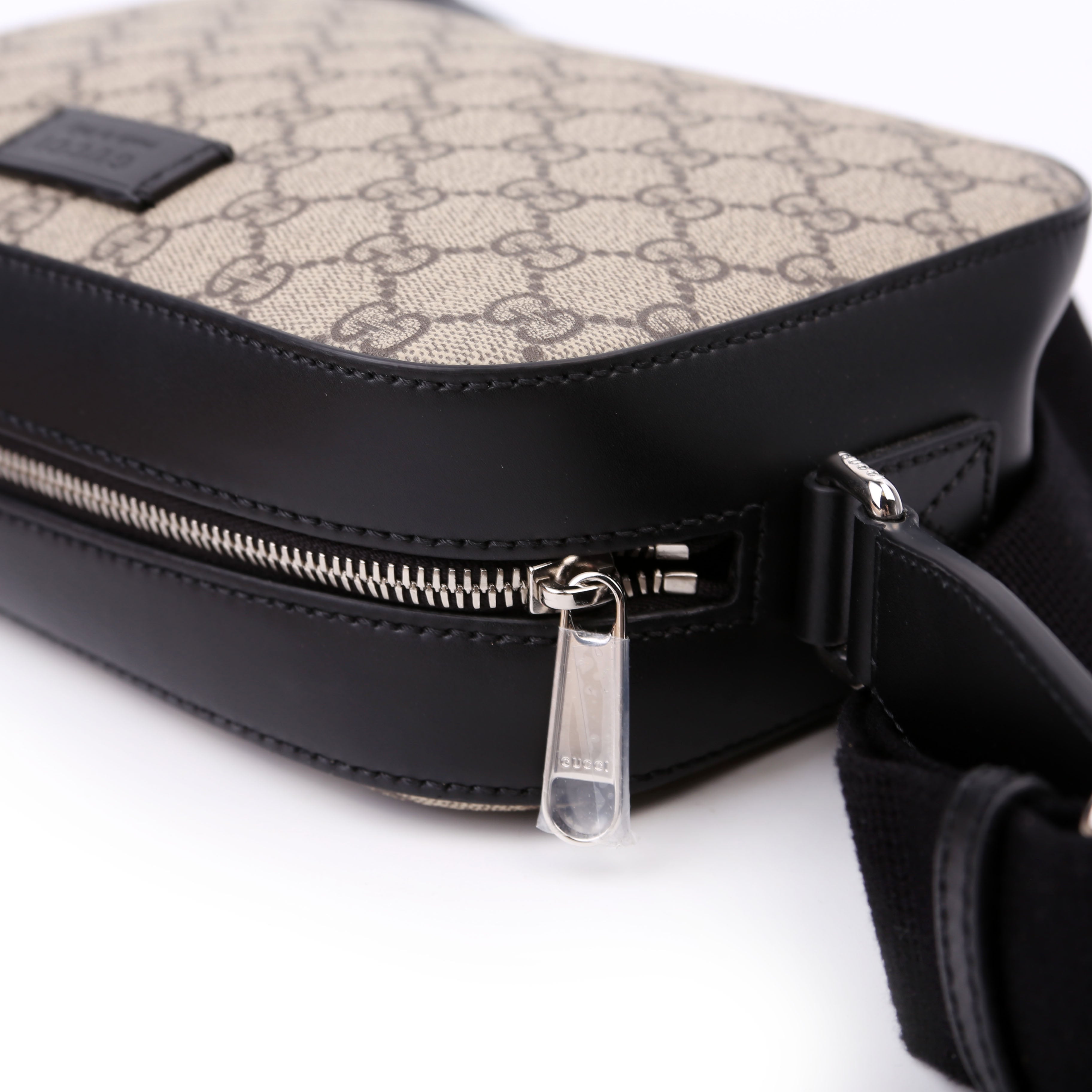 779880 GG Canvas Camera Bag Black
