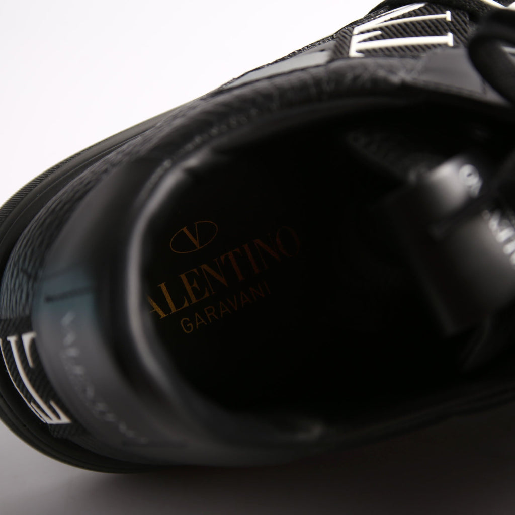 VL7N Low Top Sneakers Size 42 Black