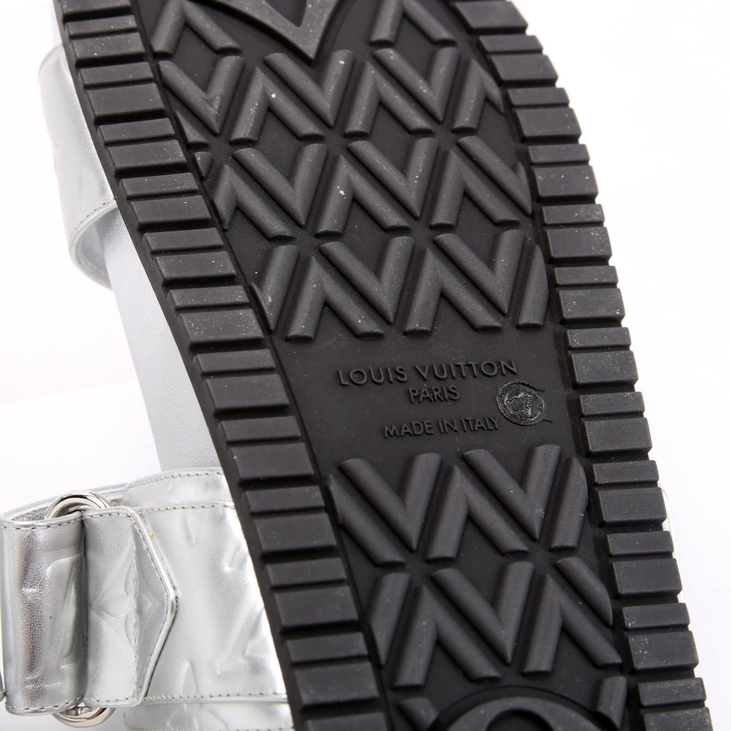 Bom Dia Metallic Leather Sandals Size 39 Silver